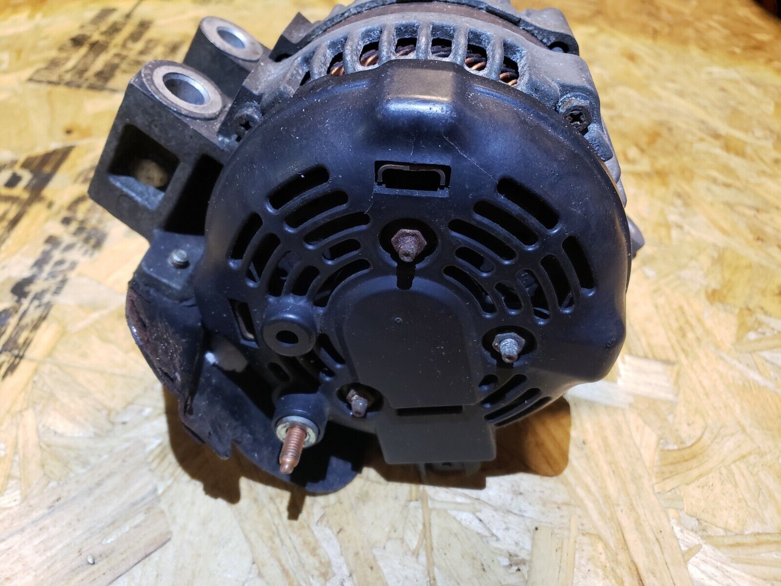 2005-2007 Cadillac CTS 2.8L Alternator Replacement - OEM D25 Generator for Improved Electrical Performance - Perfect for Engine Repair & Auto Maintenance