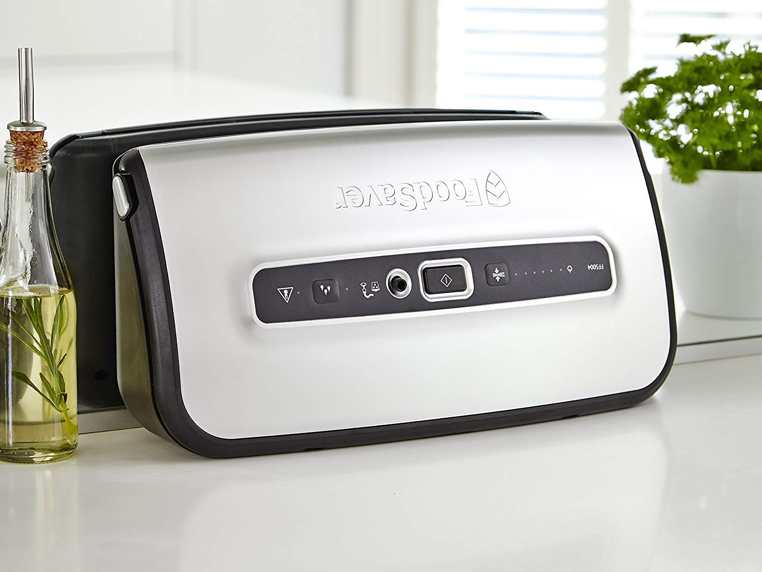 FoodSaver FFS016X Vacuum Sealer Machine for Dry and Wet Food - Built-in Cutter, Roll Holder, Automatic Sealing with Suction Function - Includes Tube Adapter & Accessories - Perfect for Meal Prep, Sous Vide, and Food Storage (Silver)