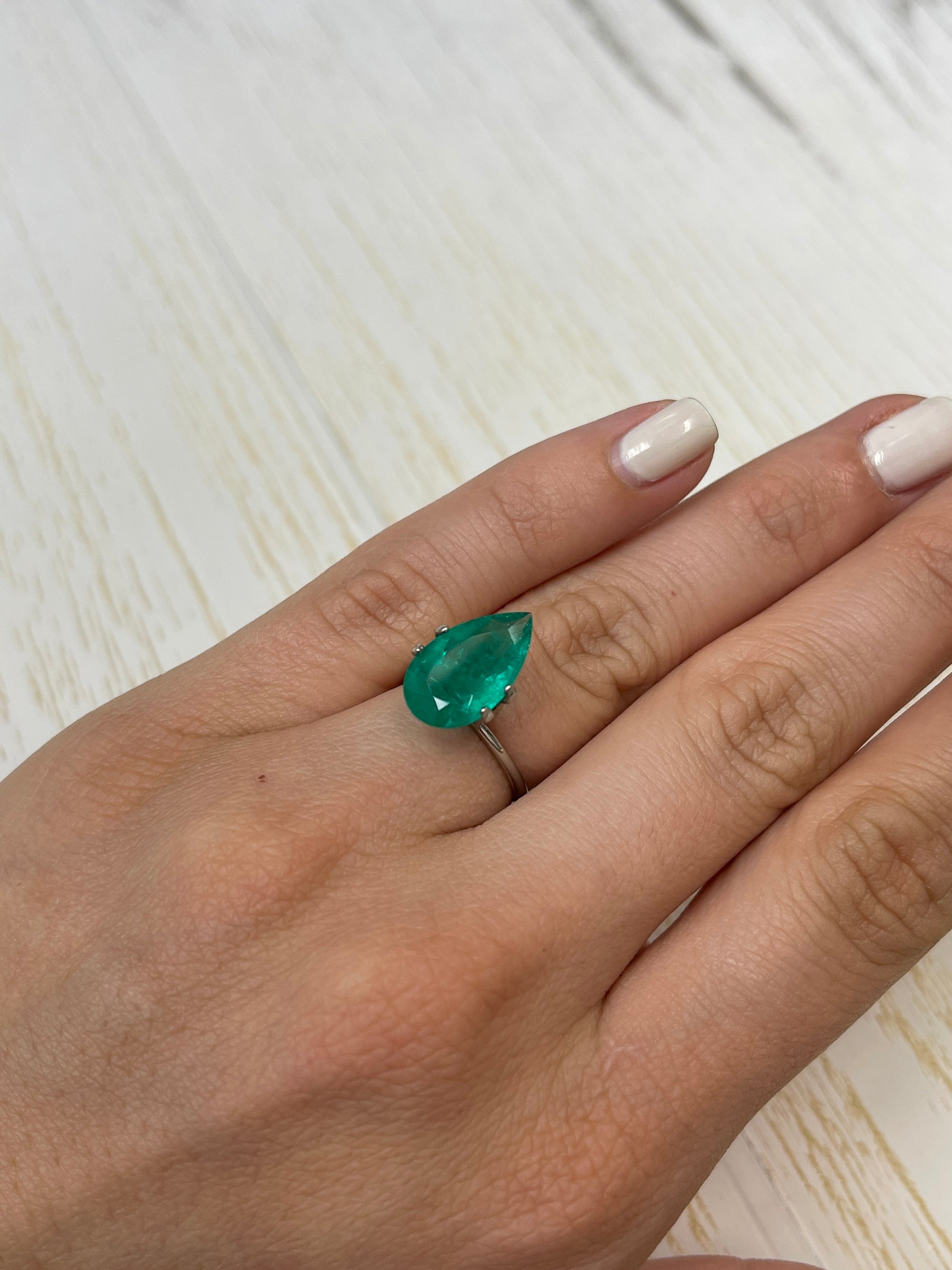 4.73 Carat 16x10mm Deep Green Natural Loose Colombian Emerald Pear Cut Gemstone for Jewelry Making, Engagement Rings & Luxury Gifts
