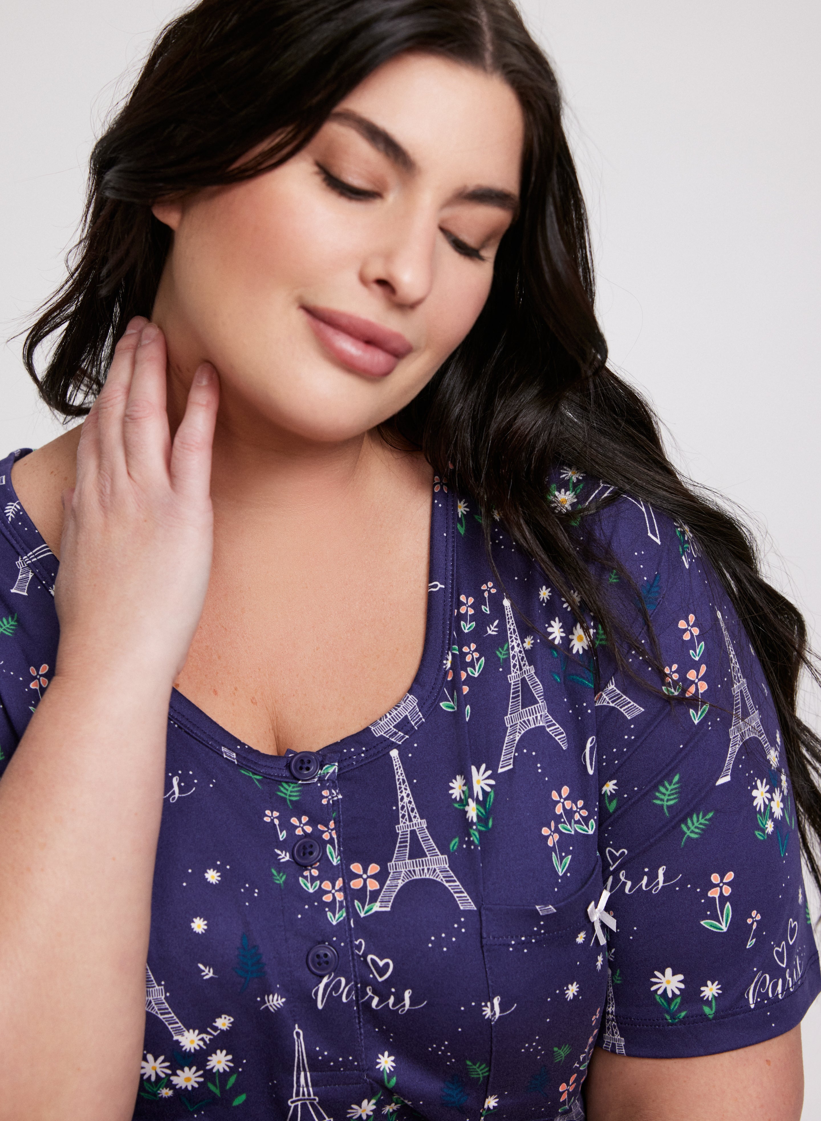 Eiffel Tower Print Nightgown - Soft & Comfortable Sleepwear for Women - Perfect for Relaxing at Home or Romantic Getaways