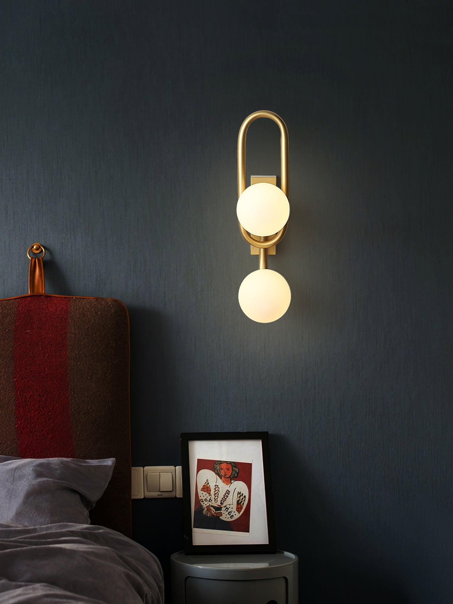 Belisto Modern Wall Lamp - Sleek LED Sconce Lighting for Bedroom, Living Room & Hallway - Energy Efficient Indoor Wall Light Fixture (Perfect for Home Decor, Reading & Ambient Lighting)
