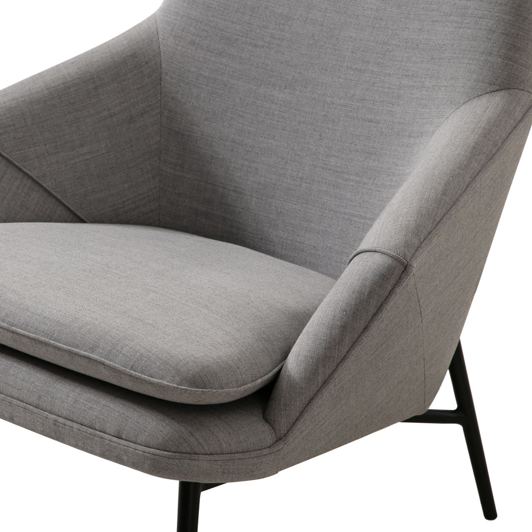 365 North Hug Chair by Wendelbo - Modern Lounge Chair for Living Room, Office & Relaxation - Scandinavian Design with Comfortable Cushions