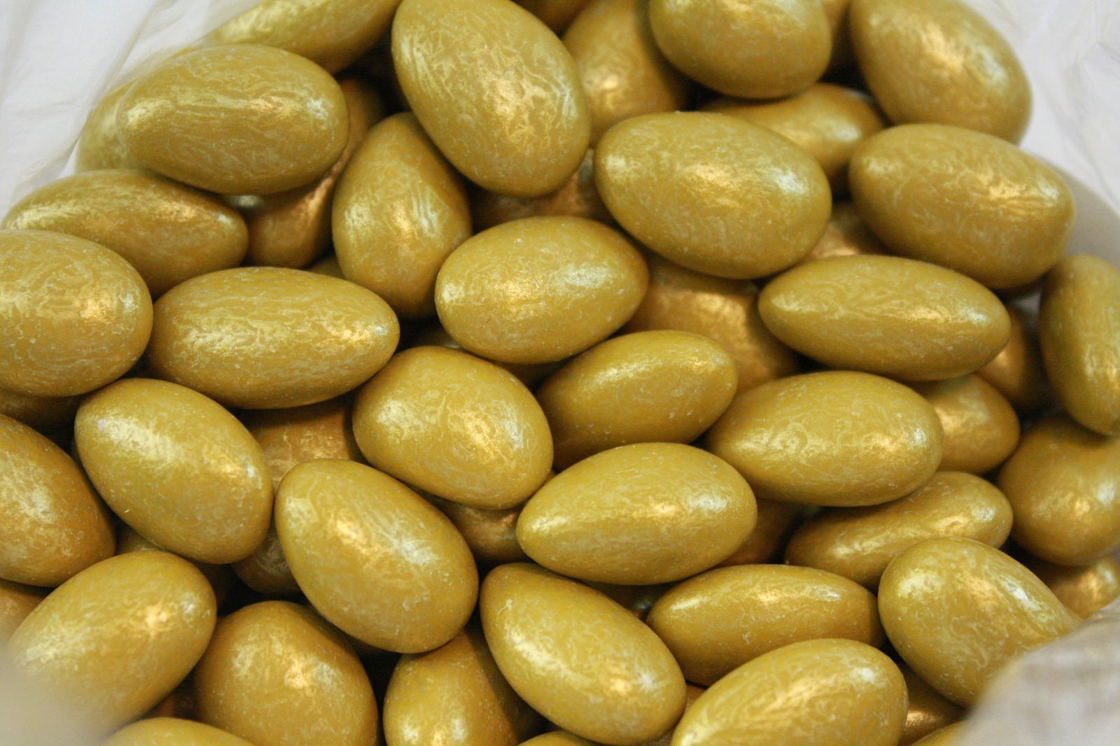 Premium Gold Jordan Almonds - Bulk Candy 1lb Bag for Weddings, Parties & Gifts | Delicious Confectionery Treats