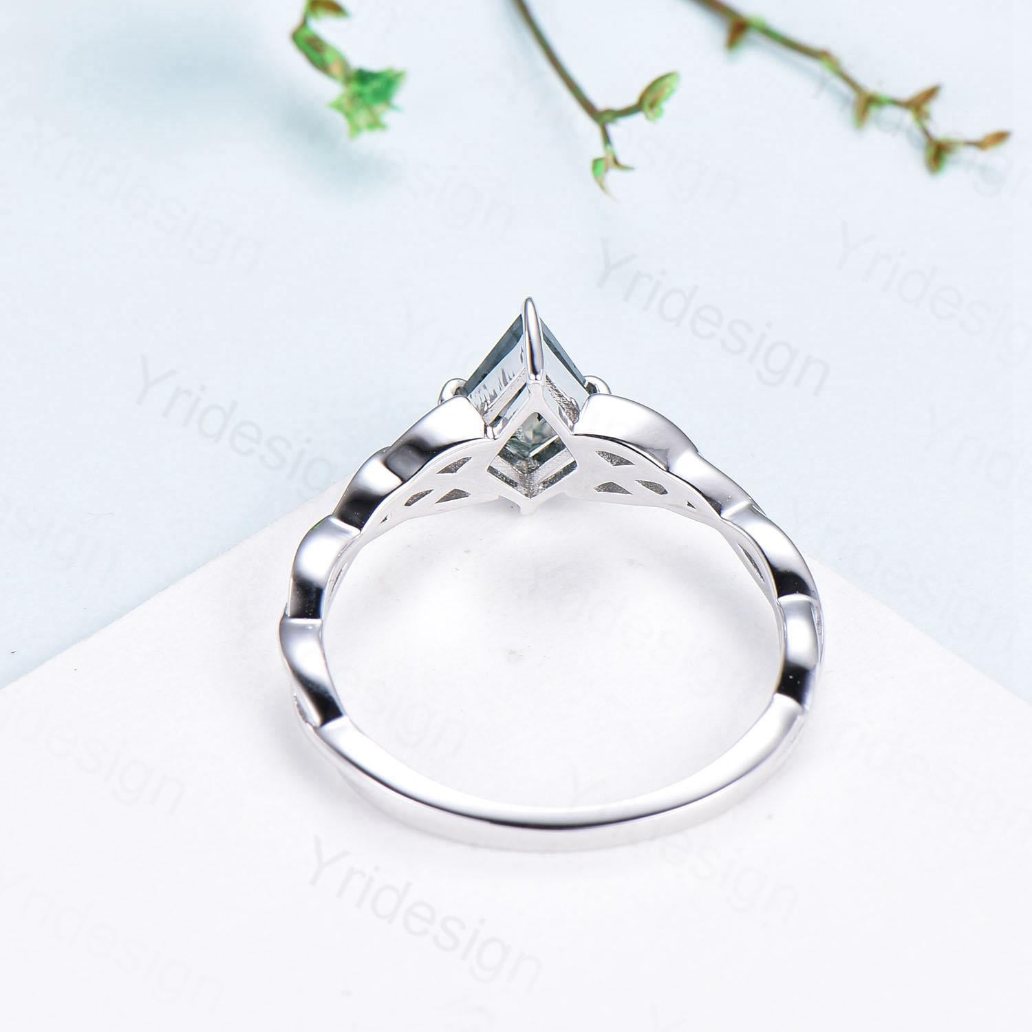 Viking Moss Agate Ring for Women - Norse Celtic Love Knot Engagement & Wedding Band - Unique Twisted Green Crystal Jewelry - Perfect for Viking Weddings, Handfasting Ceremonies & Medieval Cosplay