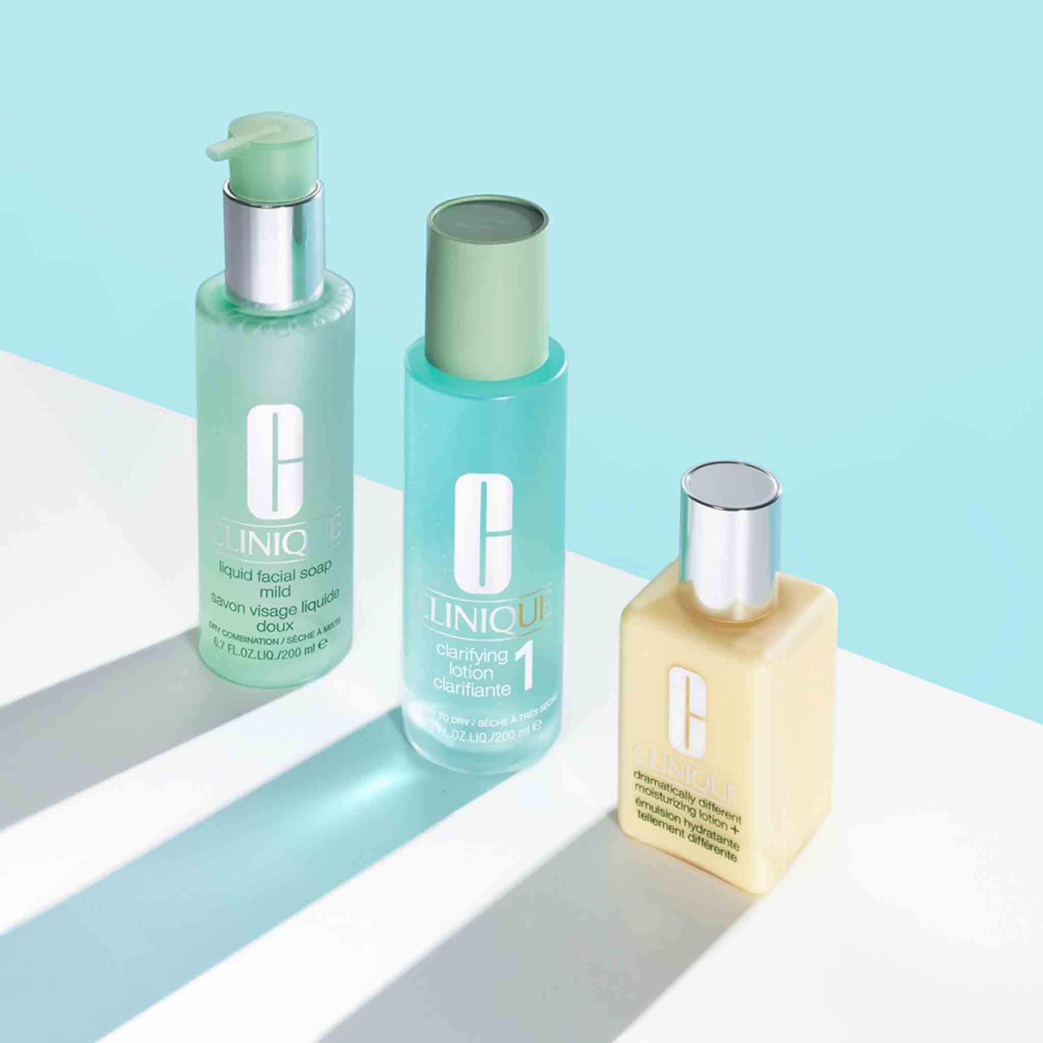 Dramatically Different Moisturizing Lotion by Clinique - Ultra-Hydrating Face & Body Moisturizer for Dry Skin | Daily Skincare Routine, Post-Shower Hydration, Travel-Friendly