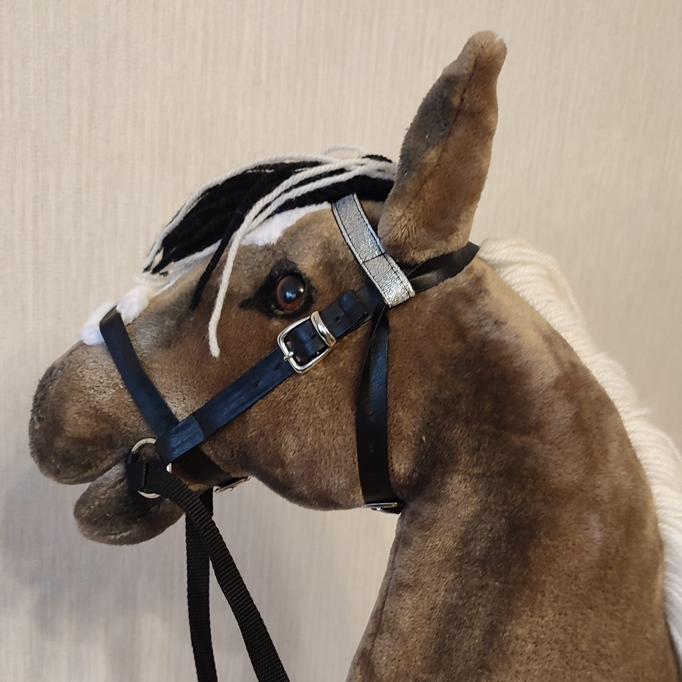 Premium Brown Stick Hobby Horse Plush Toy with Bridle - Soft Stuffed Riding Horse for Kids, Pretend Play & Outdoor Activities - Perfect Gift for Children's Birthday & Imaginative Play