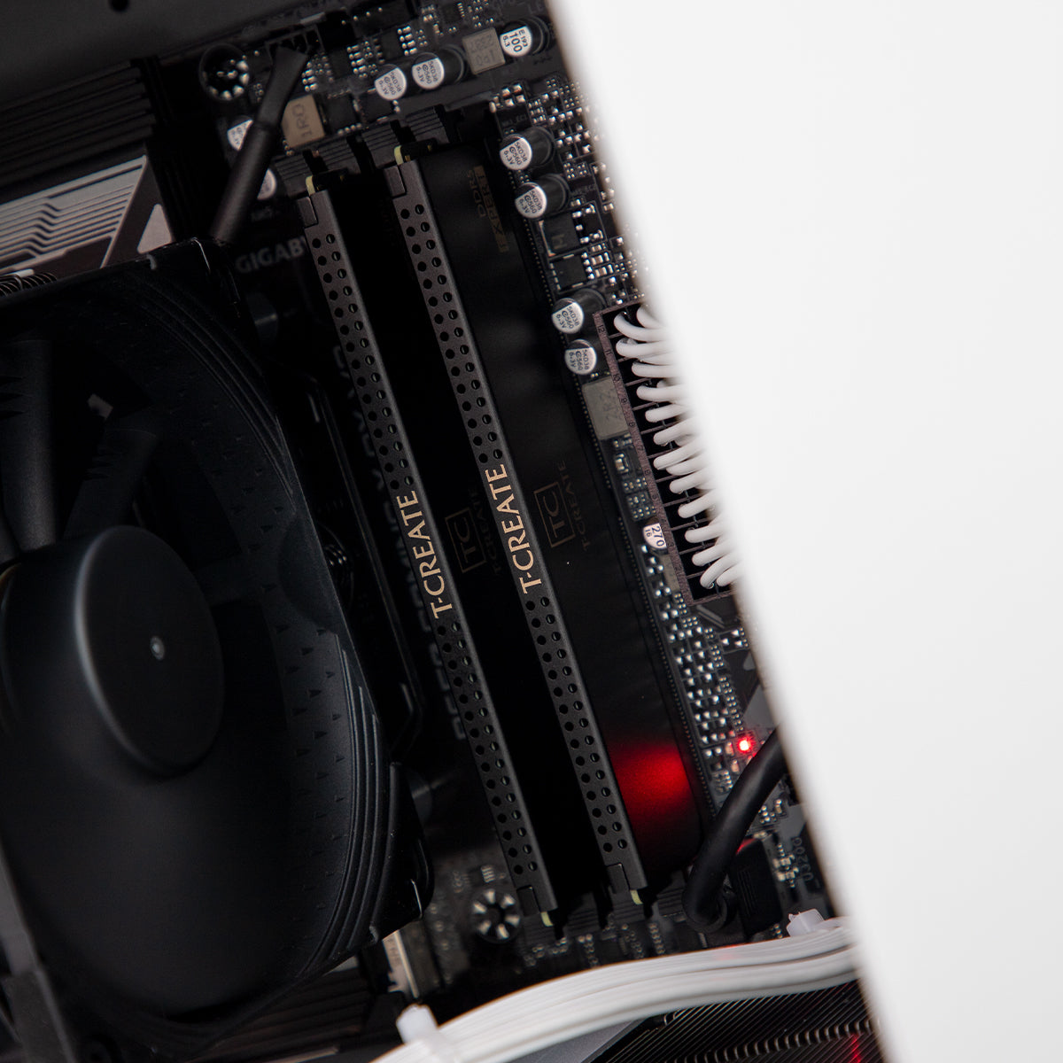 RTX 5080 Gaming PC with Ryzen 7 9800X3D Processor - High Performance Desktop Computer for 4K Gaming, VR & Streaming - Perfect for Esports, Content Creation & Home Office