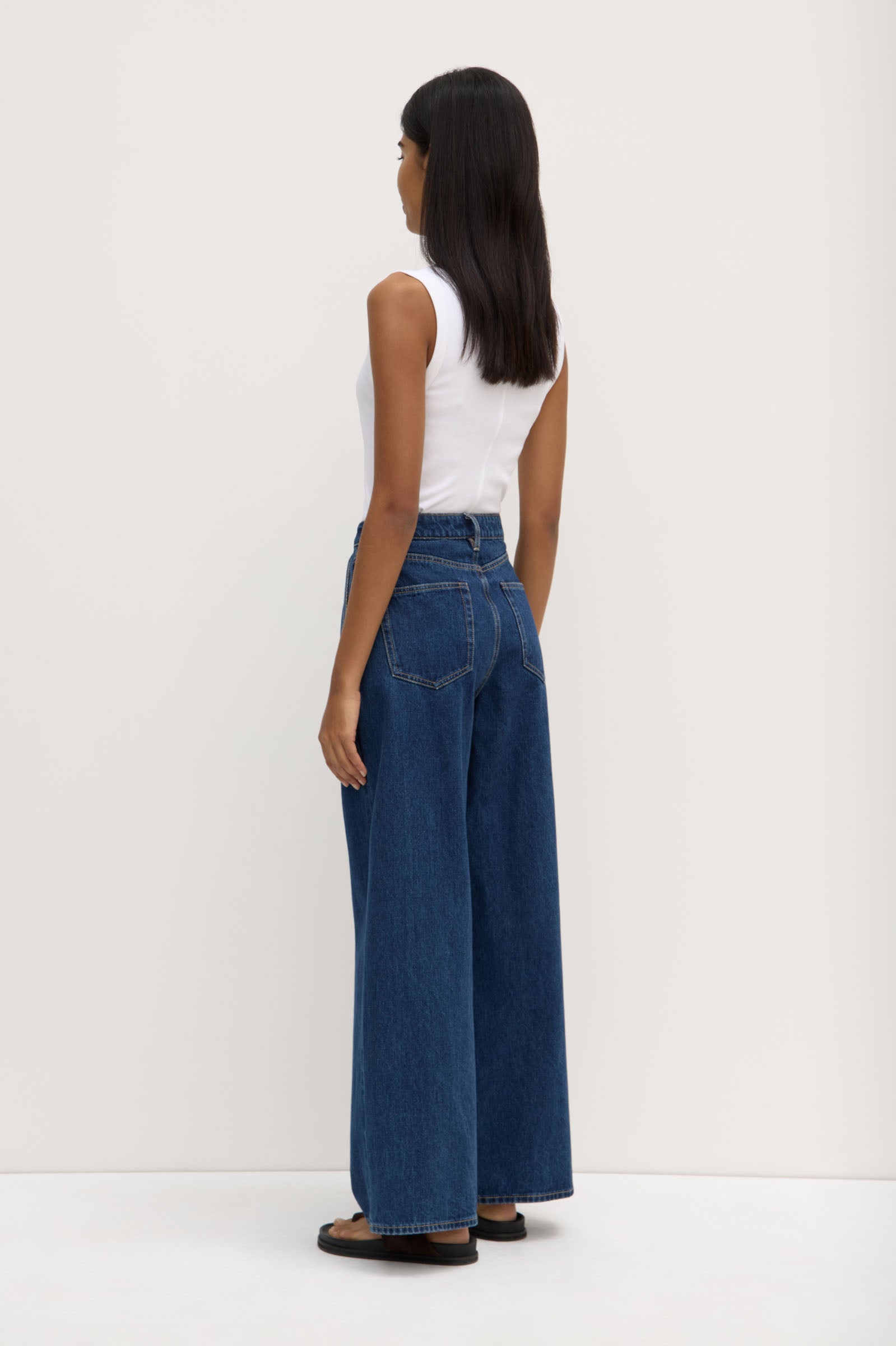 Stylish Slack Pleat Wide Leg Jeans for Women - Comfortable High Waist Trousers for Casual & Office Wear