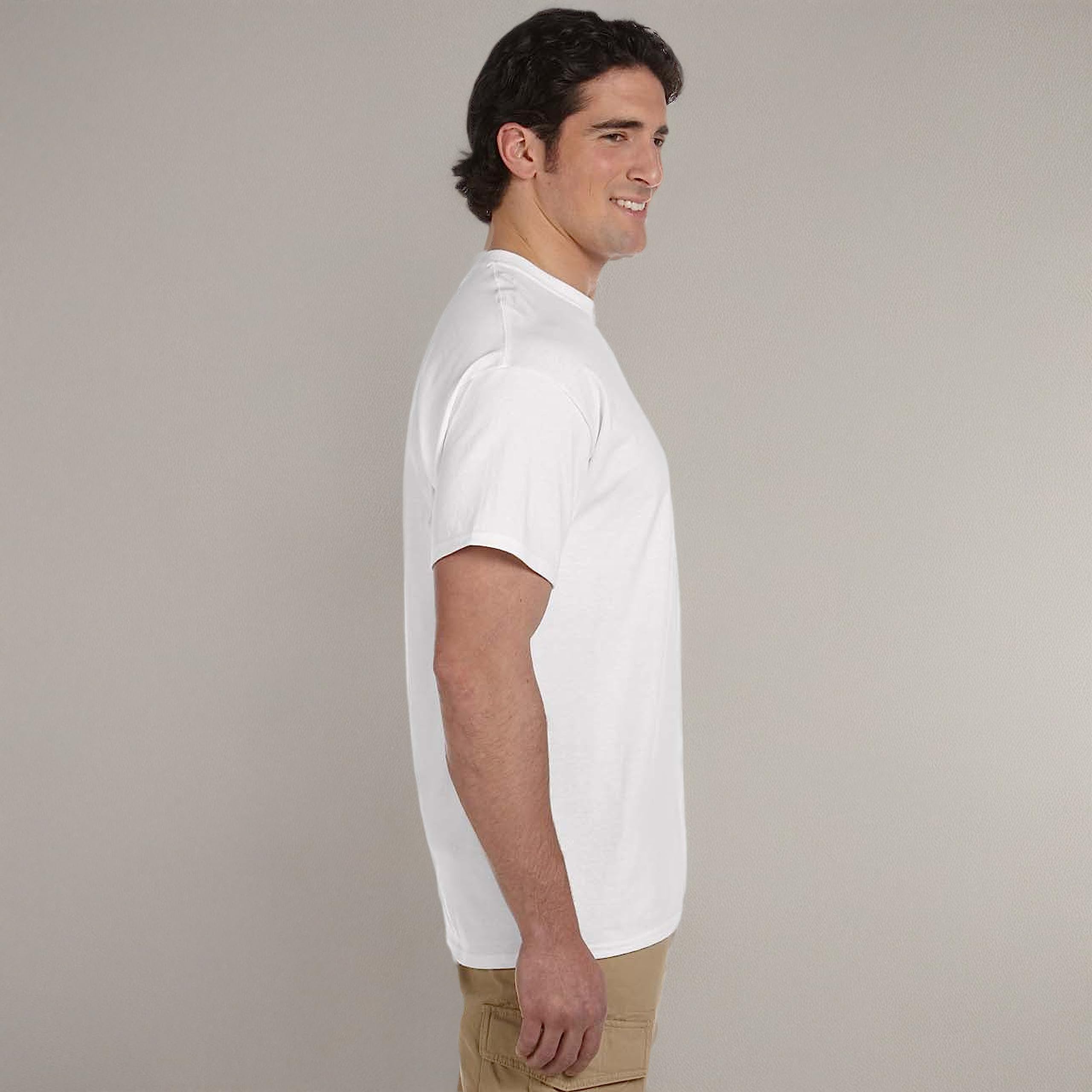 Fruit of the Loom Men's Stay Tucked Crew Neck T-Shirt - Soft Cotton Comfort Fit Undershirt for Work, Casual & Layering