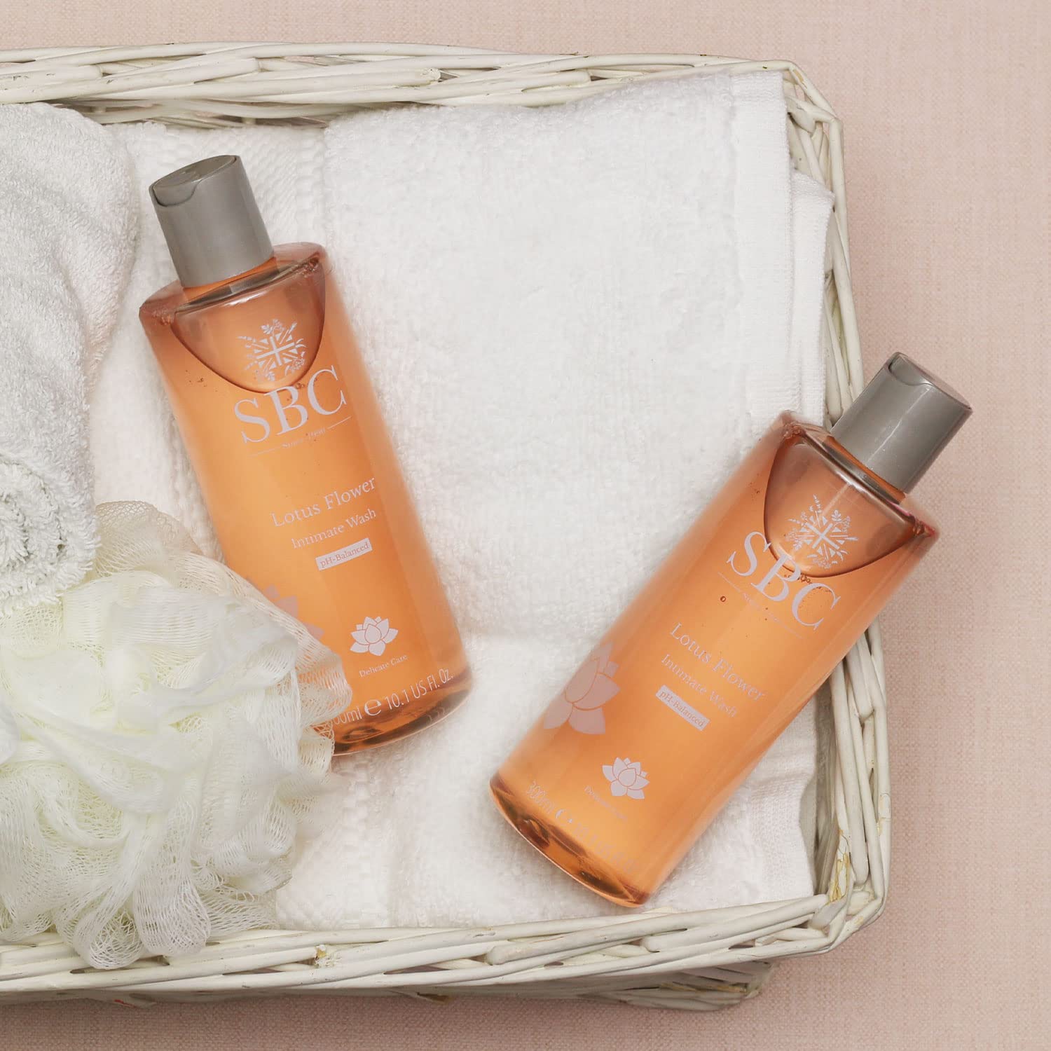 Lotus Flower Intimate Wash for Women - 300ml pH Balanced Feminine Hygiene Wash | Menopause & Dryness Relief | Soap-Free, Vegan, Gentle Cleanser for Sensitive Skin | Perfect for Daily Use & Post-Workout Refreshment