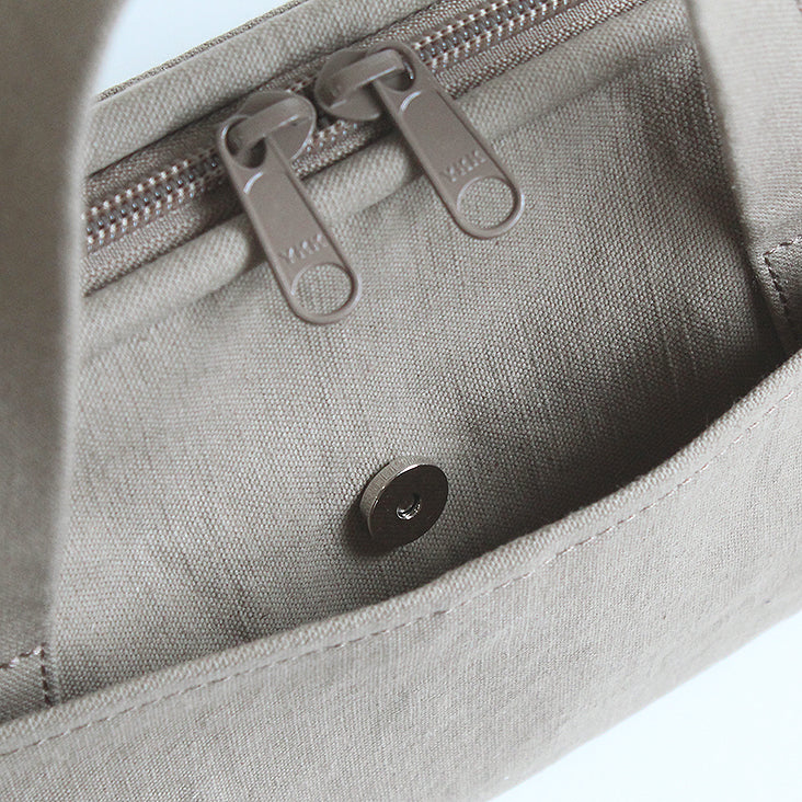 Stylish Black Handbag with Functional Tool Bag Design - Perfect for Work, Travel & Everyday Use