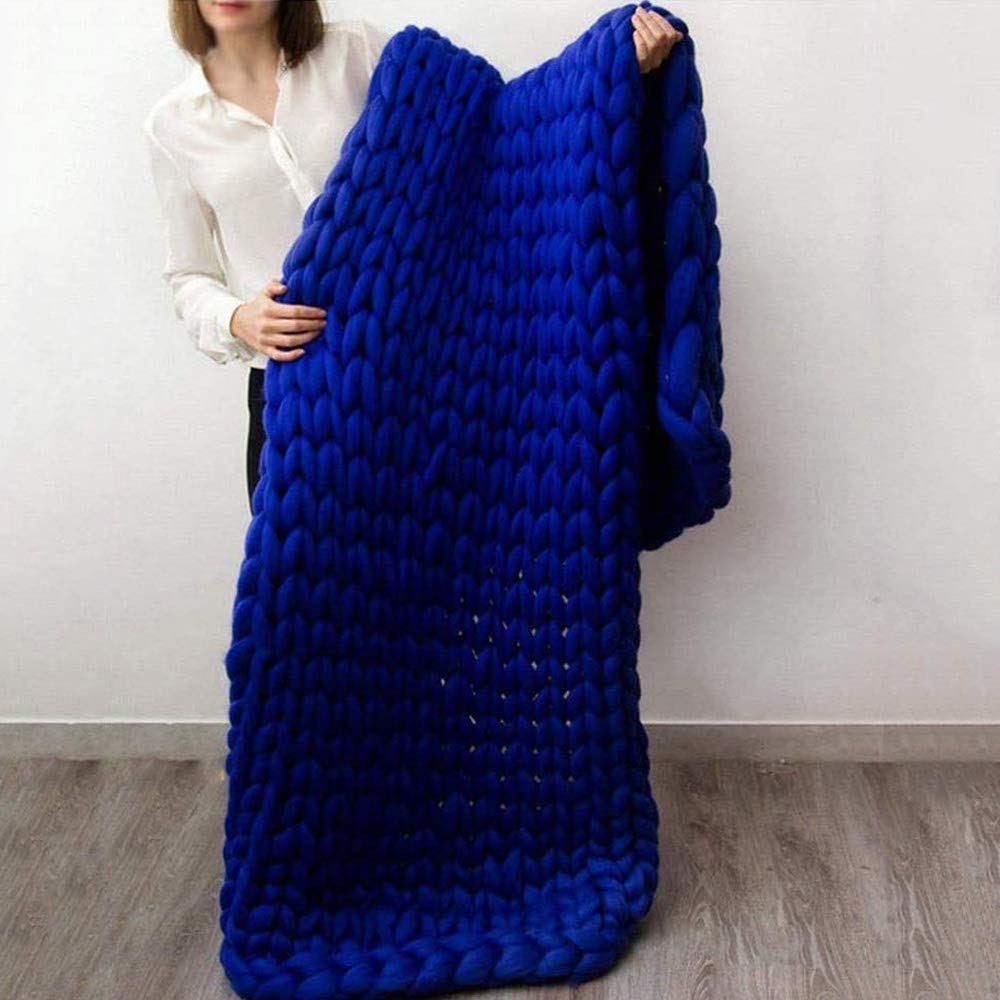 Chunky Knit Throw Blanket - Handwoven Weighted Blanket (100x120cm) | Soft Giant Yarn Cable Knit Blanket for Bedroom & Living Room | Cozy Home Decor in Yellow | Perfect for Couch, Sofa & Winter Warmth