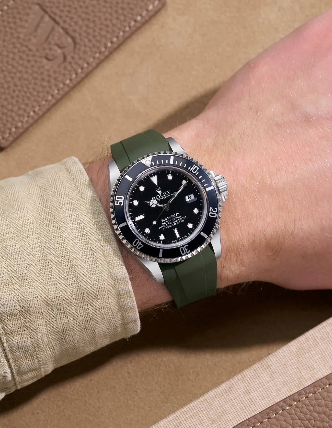 High-Quality FKM Rubber Watch Strap with Original Clasp for Rolex Sea Dweller 16600 - Durable, Comfortable & Waterproof for Diving, Swimming & Outdoor Activities