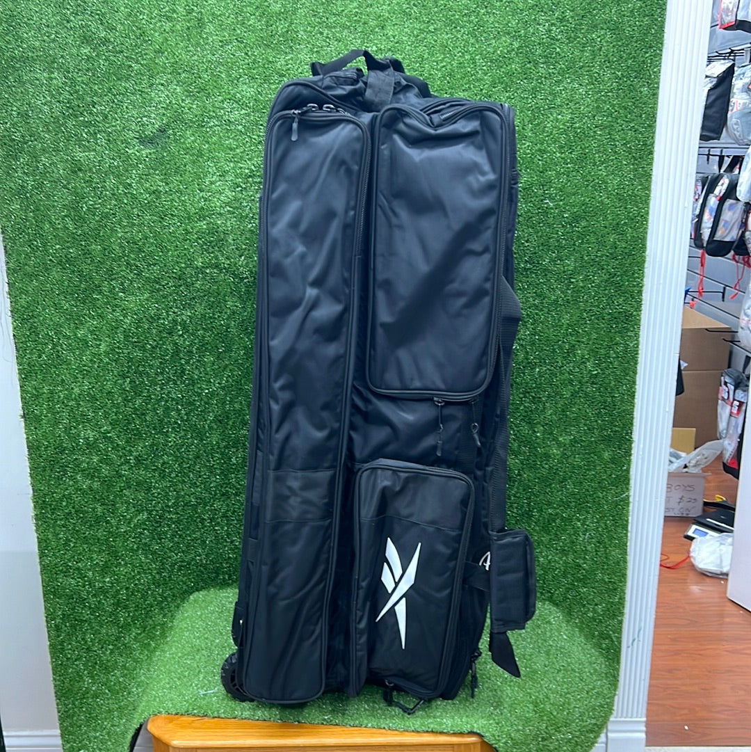Reebok Player Edition Adult Cricket Kit Bag - Durable Sports Equipment for Cricket Players - Perfect for Training, Matches & Travel
