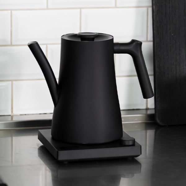 Varia Aura Electric Spouted Kettle - Fast Boiling & Auto Shut-Off, 1.7L Stainless Steel Cordless Water Kettle for Tea, Coffee & Hot Beverages - Perfect for Home, Office & Dorm Use