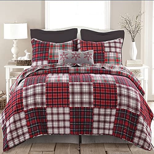 Plaid Christmas Holiday & Snowflakes Lodge King Quilt Set (3-Piece) with Homemade Wax Melts - Cozy Winter Bedding for Cabin & Festive Home Decor