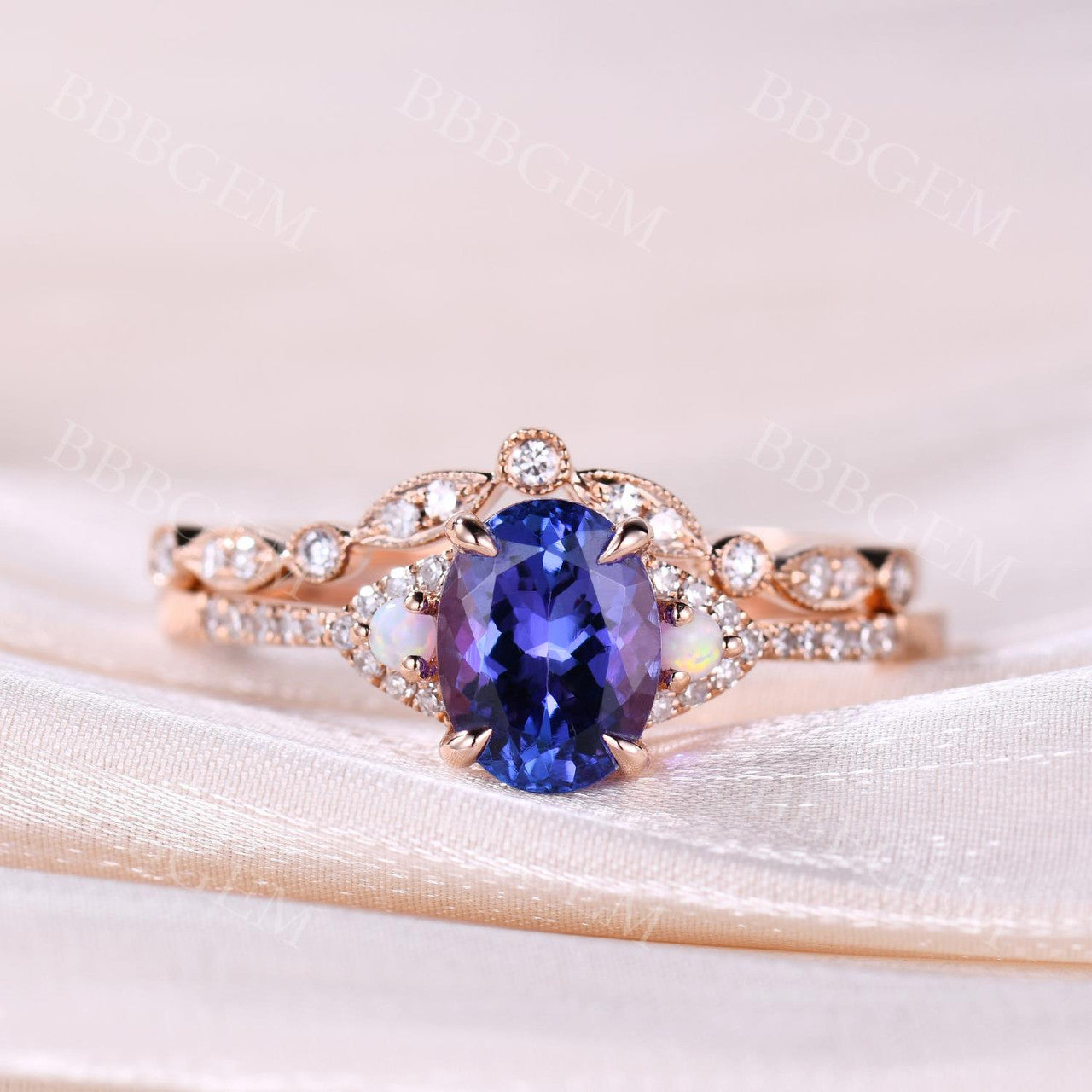 Exquisite Oval Tanzanite Engagement Ring in Rose Gold with Diamond Accents - Art Deco Eternity Band for Weddings, Anniversaries & Special Occasions