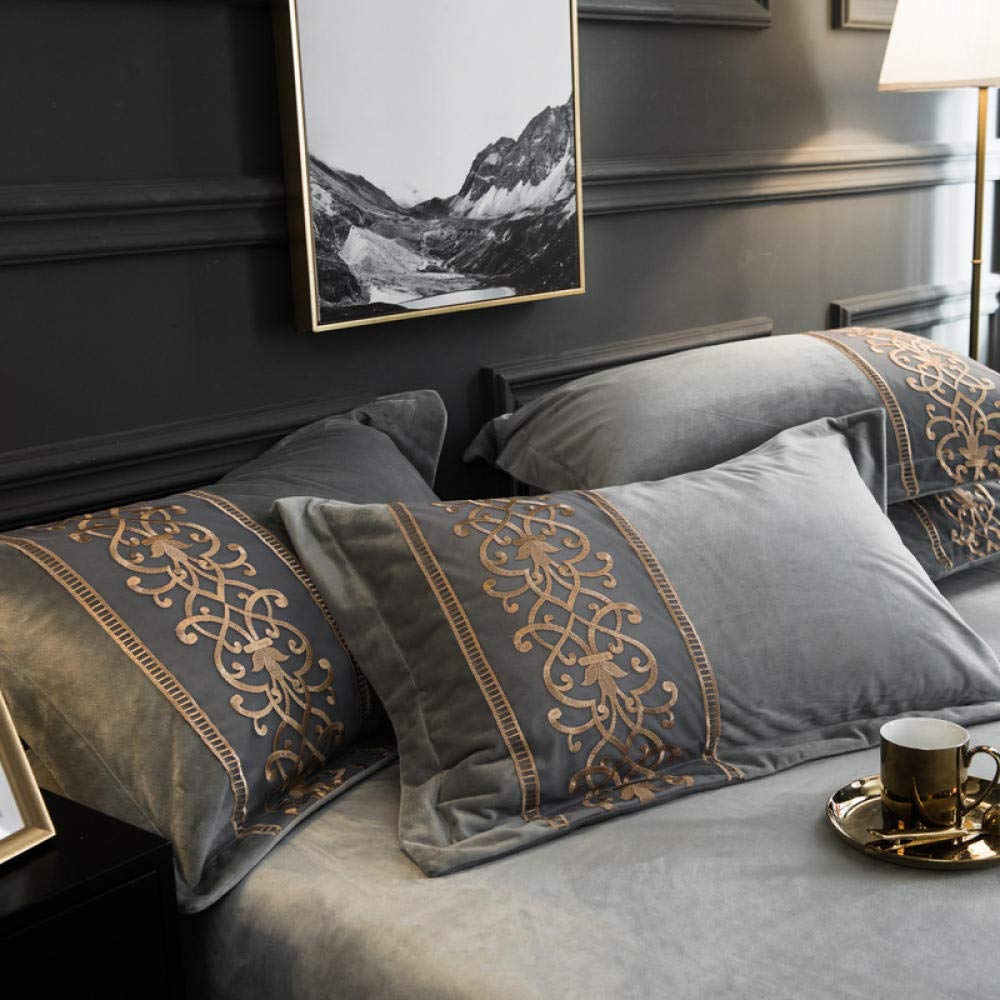 Luxury Queen Size Bed Sheet Set - Ultra Soft & Warm Crystal Velvet 4-Piece Bedding (200x230cm) in Elegant Purple - Perfect for Winter Nights & Cozy Home Decor