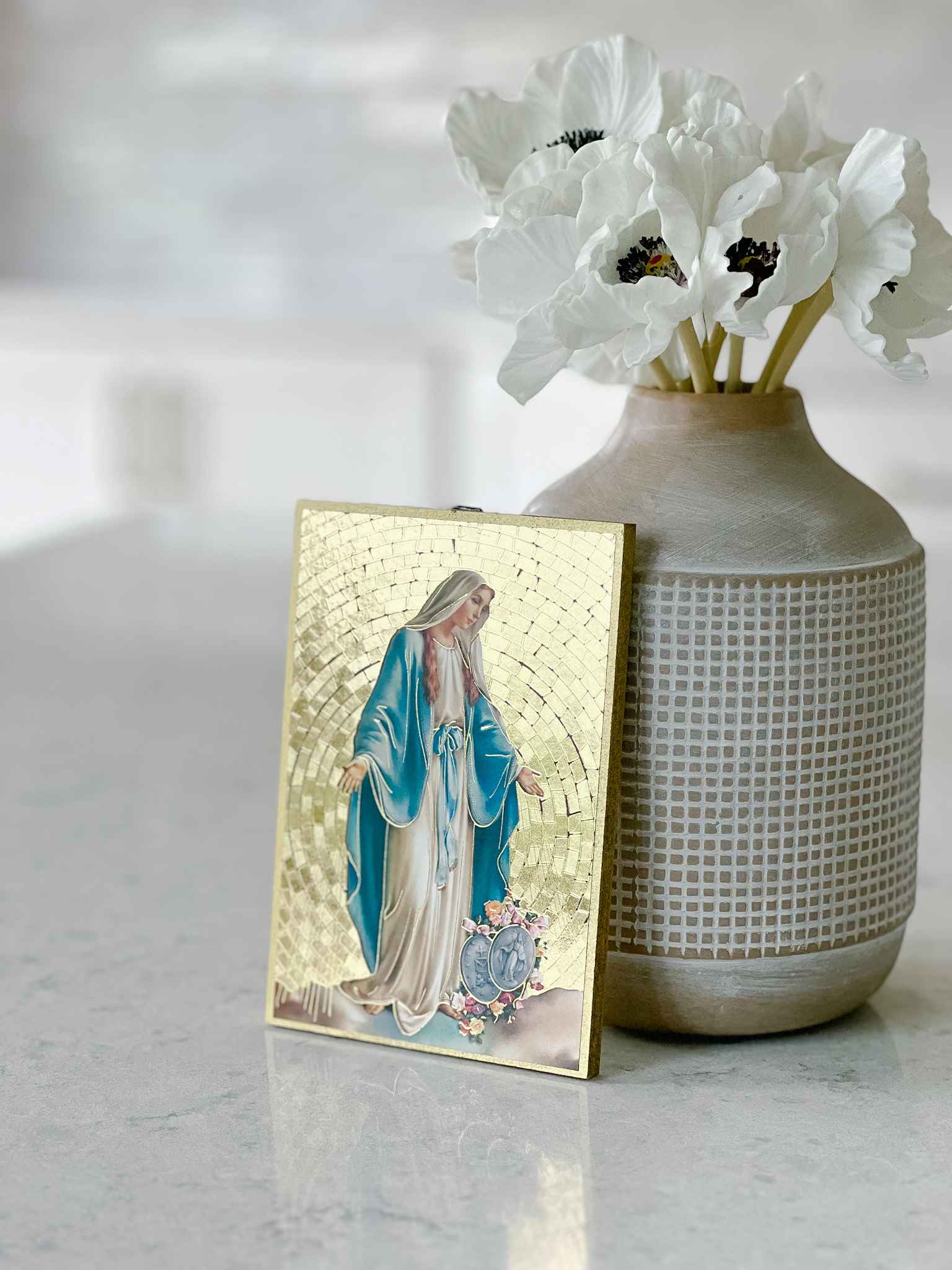Our Lady of Grace Plaque - Elegant Religious Wall Decor for Home, Church & Prayer Spaces | Perfect for Devotion & Spiritual Inspiration
