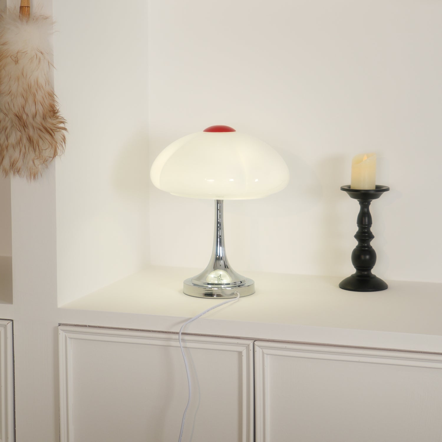 Elegant Flower Petal Table Lamp - Modern Bedside Night Light for Bedroom, Living Room & Office Decor - Soft Ambient Lighting for Relaxation & Reading