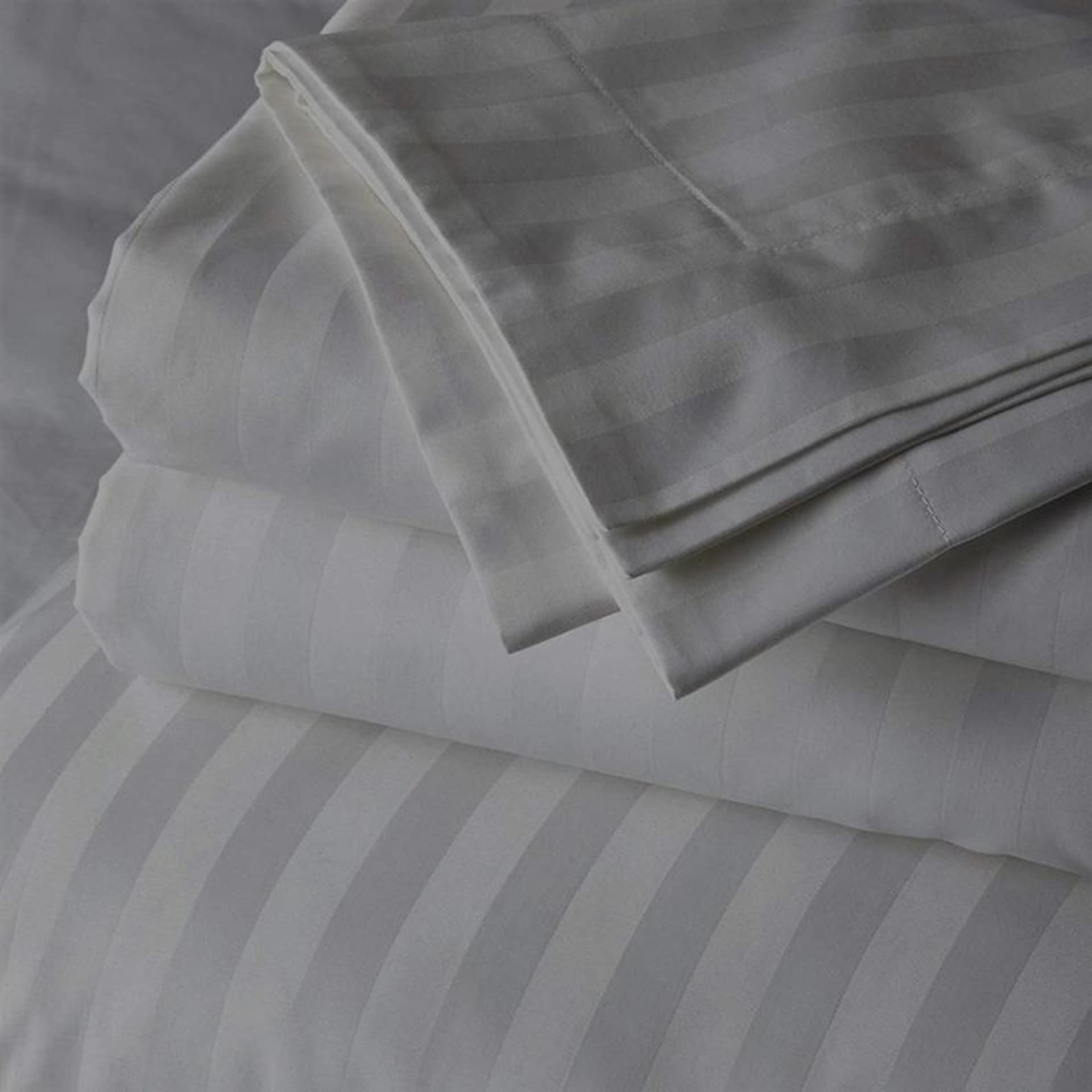 Premium 100% Certified Giza Cotton Pillowcase & Sheet Set - Queen Size Egyptian Cotton Sheets, Ultra Soft Sateen Weave, Breathable Bedding for 15