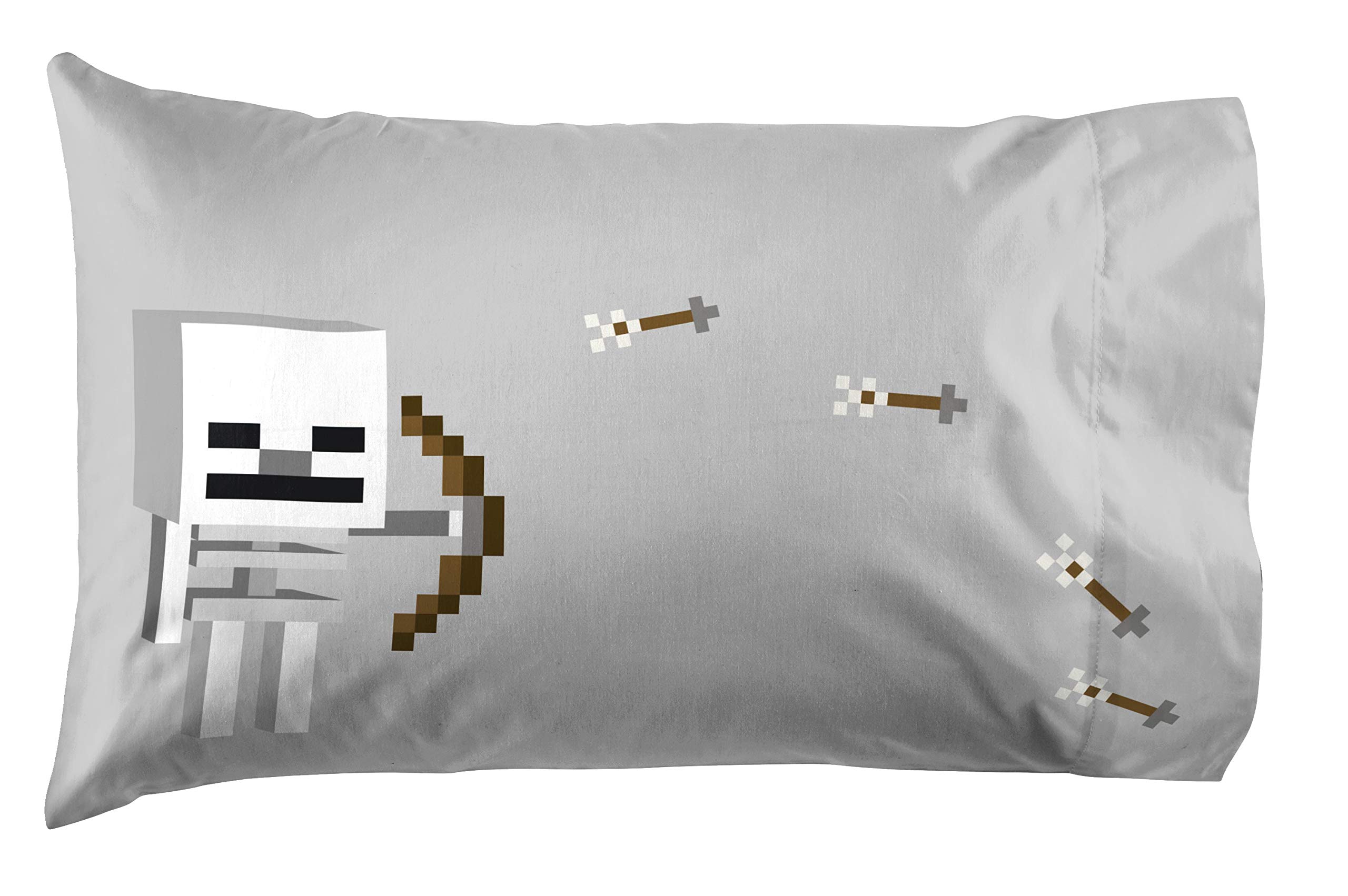 Jay Franco Minecraft Chibi College 4-Piece Twin Bed Set - Reversible Comforter & Sheet Set with Creeper & Ghost Design - Ultra Soft Fade-Resistant Microfiber Bedding for Kids & Teens - Perfect for Dorm Rooms, Sleepovers & Gaming Themed Bedrooms