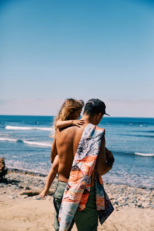 Nomadix Original Quick-Dry Travel Towel - Lightweight, Super Absorbent & Sand-Free - Perfect for Beach, Pool, Yoga & Outdoor Adventures (Island Time Pattern)