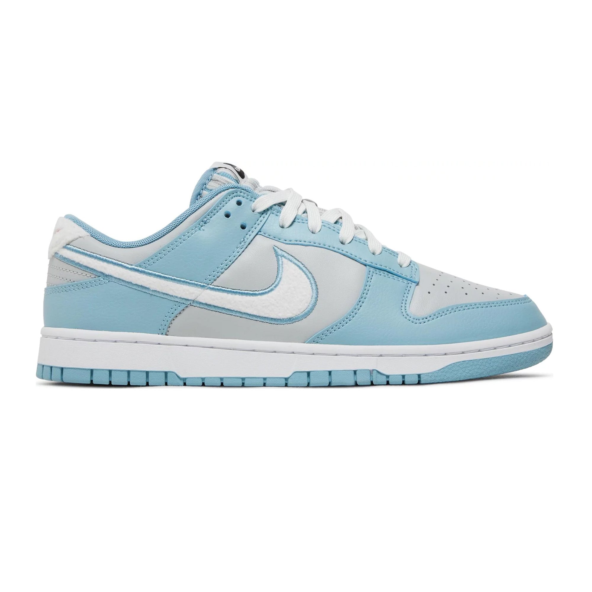 Nike Dunk Low Retro 'Fleece Swoosh Worn Blue' Men's Sneakers - Casual Streetwear Shoes for Everyday Wear & Sneaker Collection