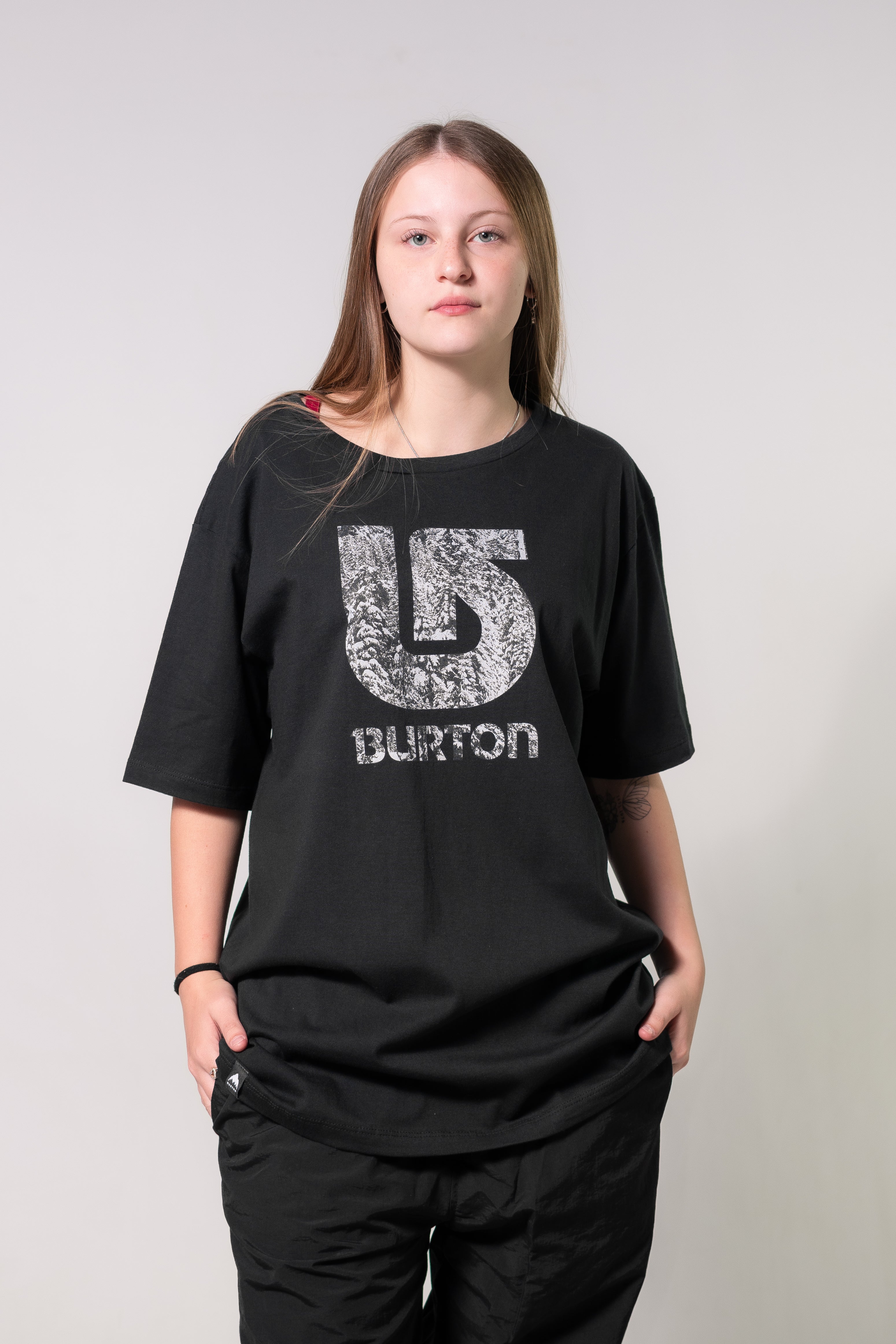 Burton Unisex Vertical Fill T-Shirt - Black | Comfortable & Stylish for Everyday Wear | Perfect for Casual Outfits, Gym, and Outdoor Activities