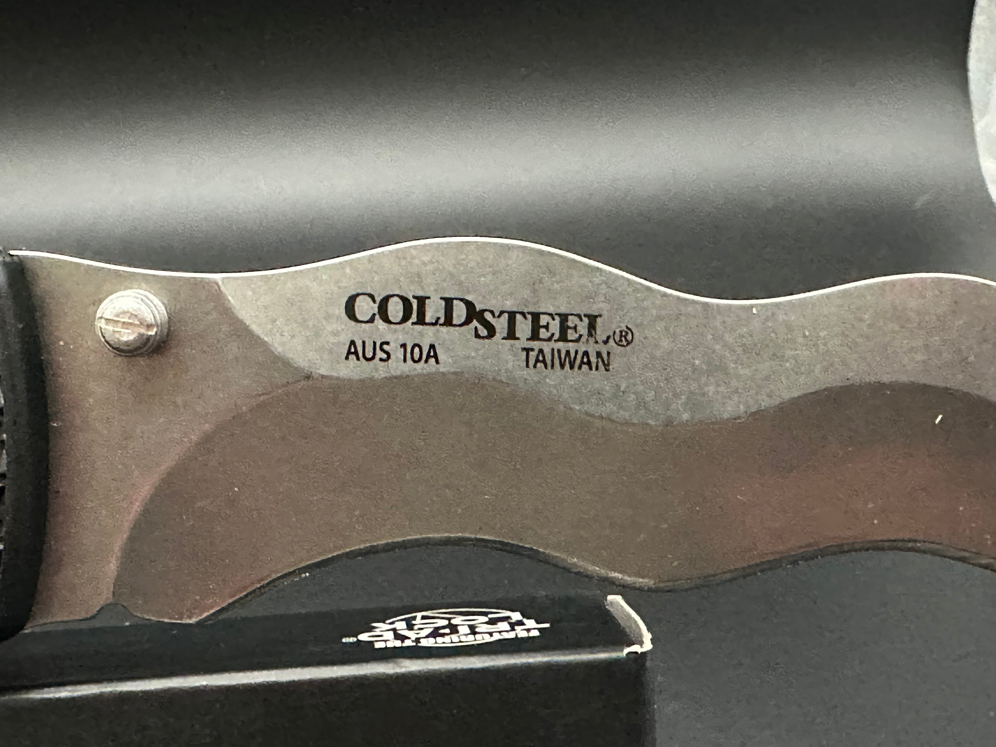 Cold Steel Kris Voyager Tanto Knife - High Carbon Stainless Steel Blade, Non-Reflective Coating - Perfect for Outdoor Survival, Camping & Tactical Use