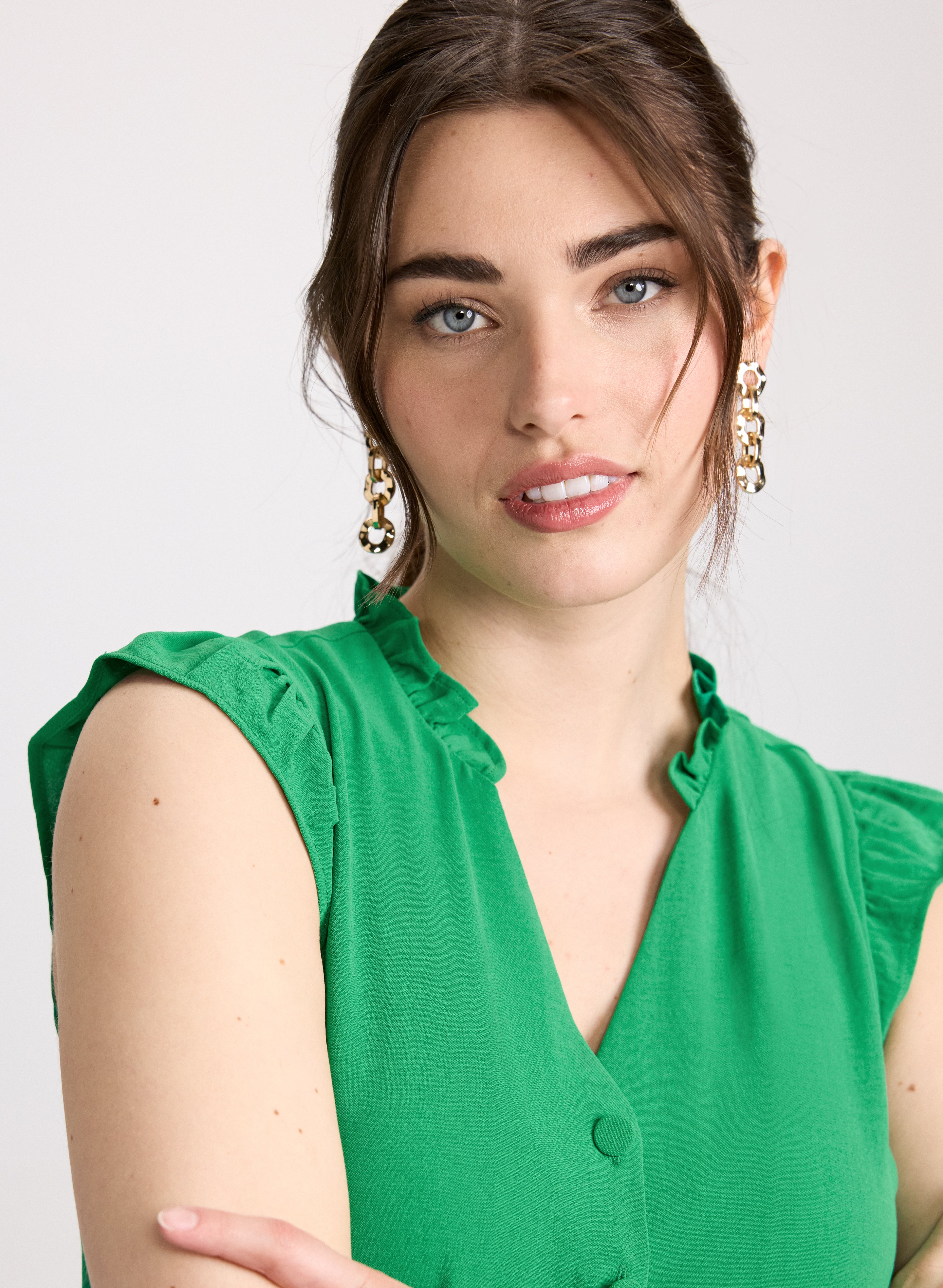 Stylish Button Down Jumpsuit for Women - Comfortable & Fashionable Romper - Perfect for Casual Outings, Office Wear & Summer Vacations