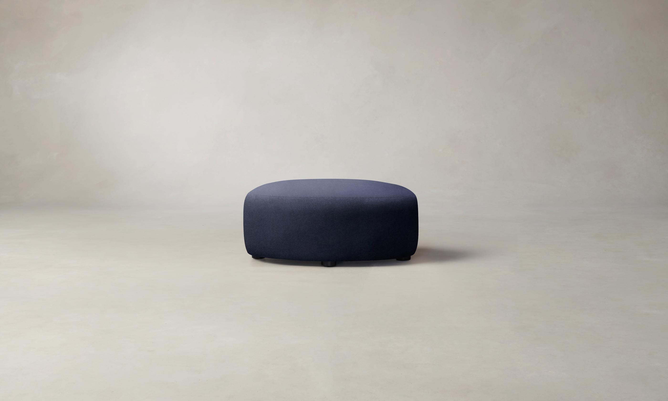 Luxury Velvet Chelsea Ottoman with Storage - Midnight Blue - Perfect for Living Room, Bedroom & Home Decor