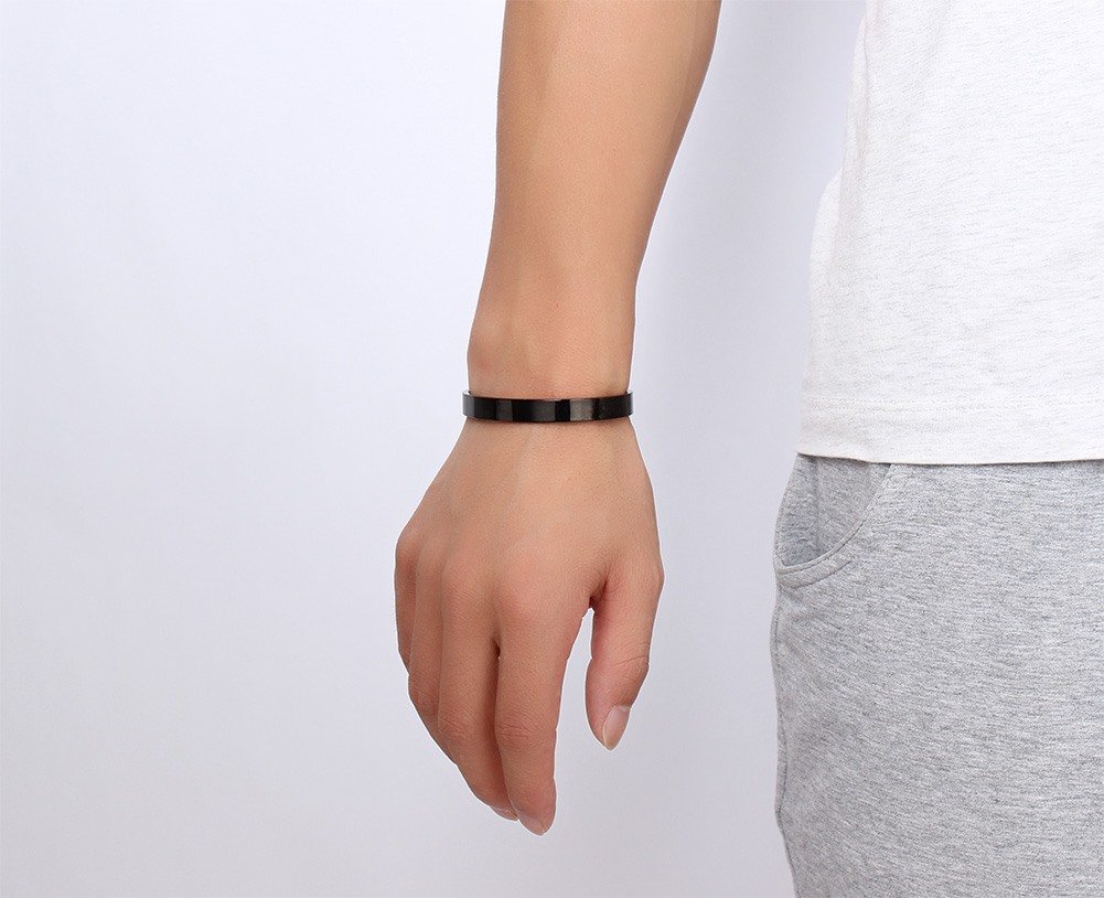 Personalized Stainless Steel Cuff Bracelet for Men & Women - Free Engraving, 59mm Black Polished Unisex Bangle - Perfect for Gifts, Weddings & Everyday Wear