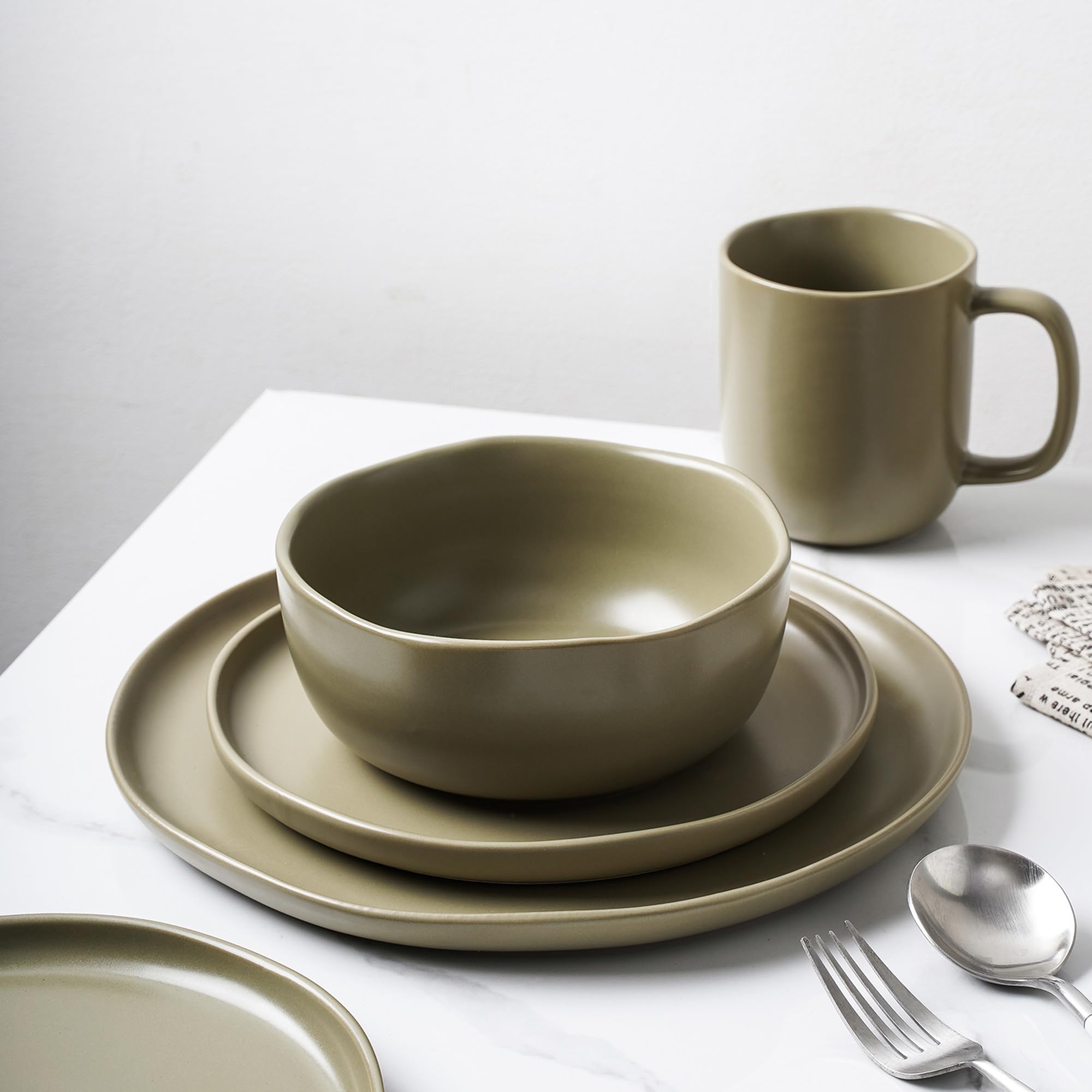 Stone Lain Tom Stoneware 32-Piece Reactive Glaze Dinnerware Set - Plates & Bowls for 8, Microwave & Dishwasher Safe, Elegant Olive Design - Perfect for Family Dinners, Restaurants & Dinner Parties