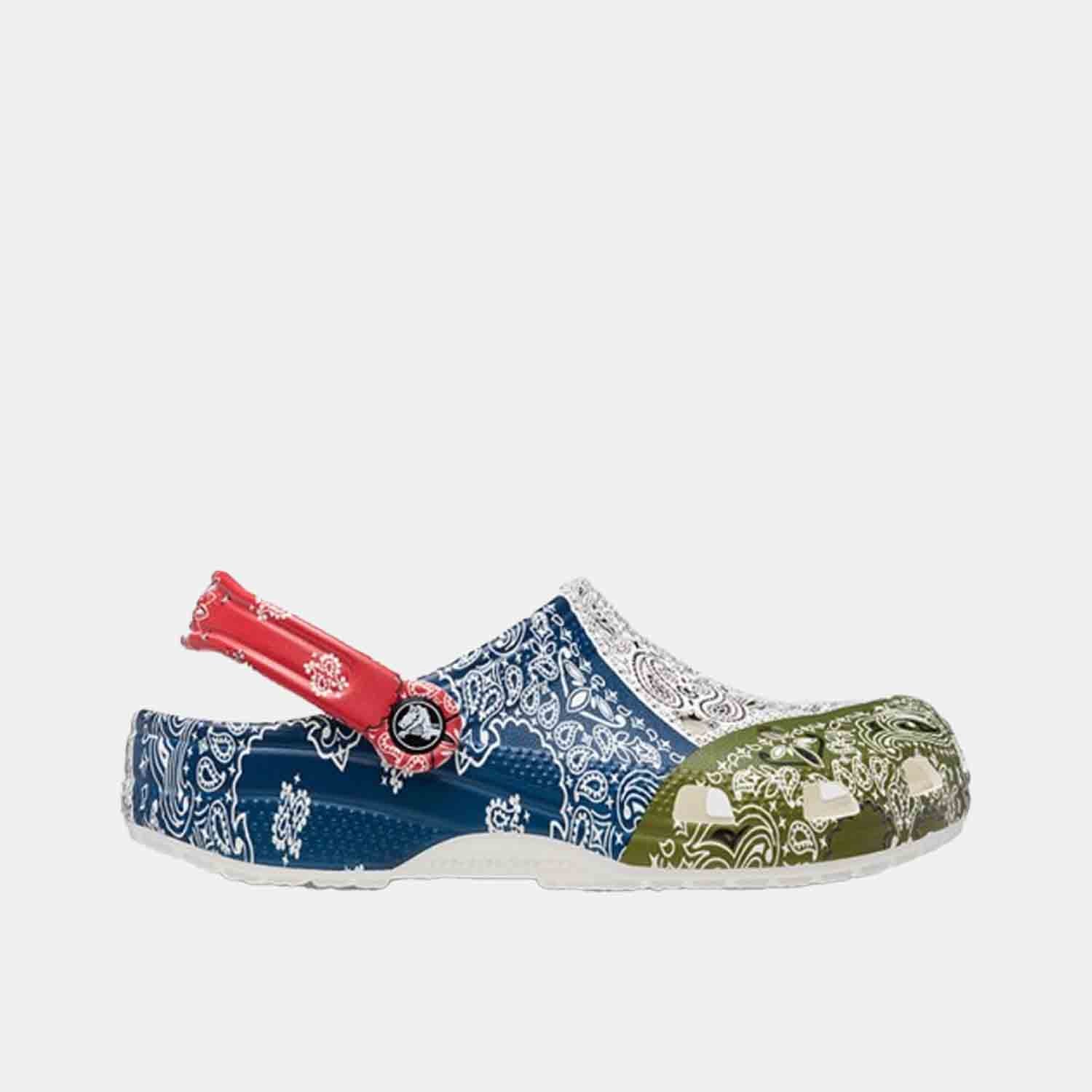 Classic Comfort Clogs with Stylish Bandana Print - Slip-Resistant Garden Shoes for Women & Men | Perfect for Outdoor, Gardening, and Casual Wear