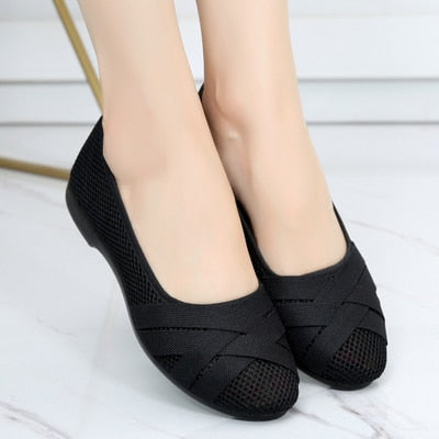Women's Comfortable Flat Shoes - Breathable & Lightweight Cloth Slip-Ons for Casual Wear, Walking & Travel