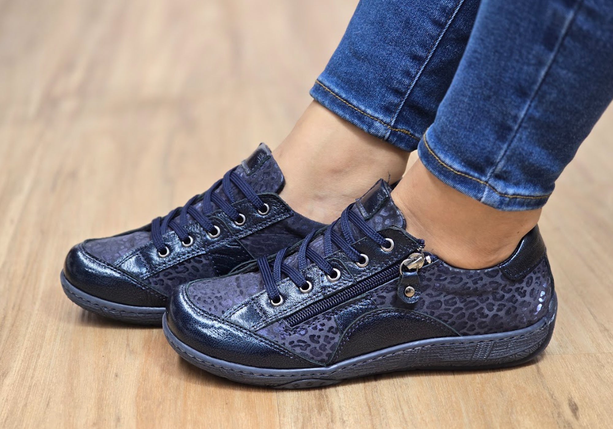 Orizonte Oxley Women's Comfortable Leather European Shoes - Stylish & Breathable for Work, Travel & Casual Wear
