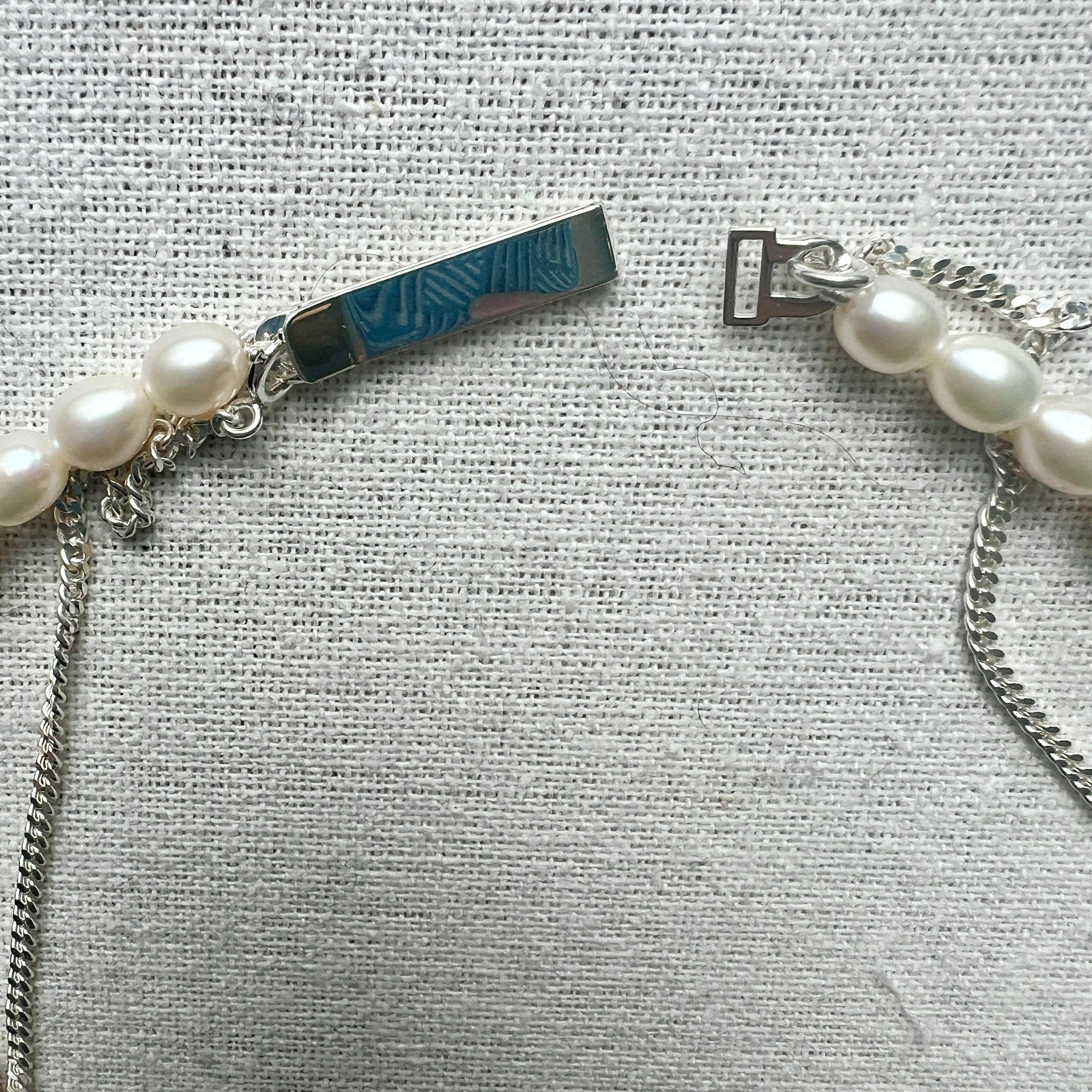 Elegant Grand Identity Pearl Necklace for Women - Timeless Classic Jewelry Gift for Weddings, Parties & Special Occasions