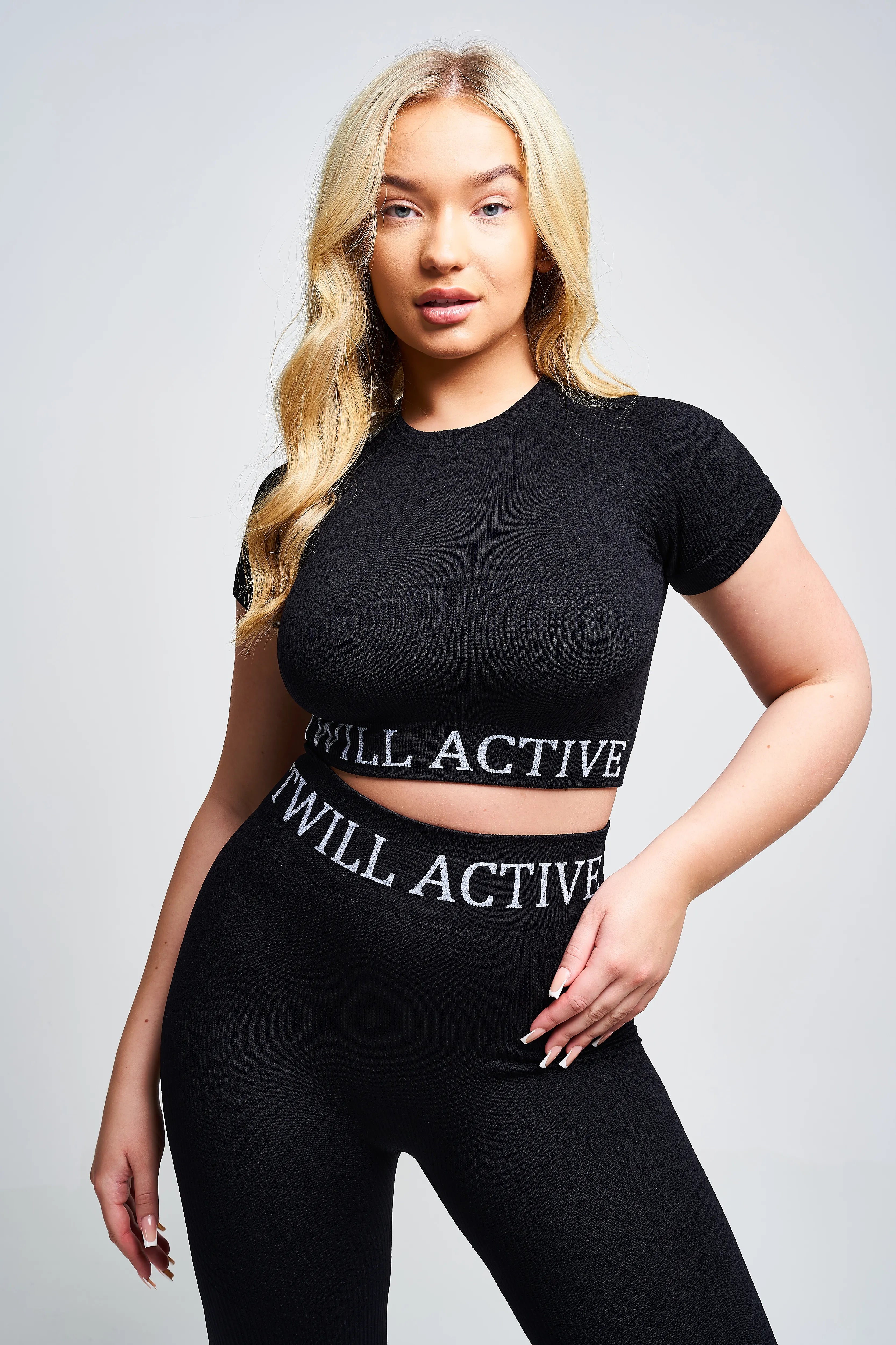 Avra Panel Recycled Seamless Crop Top for Women - Black | Eco-Friendly Yoga & Workout Tank Top | Perfect for Gym, Running, and Casual Wear