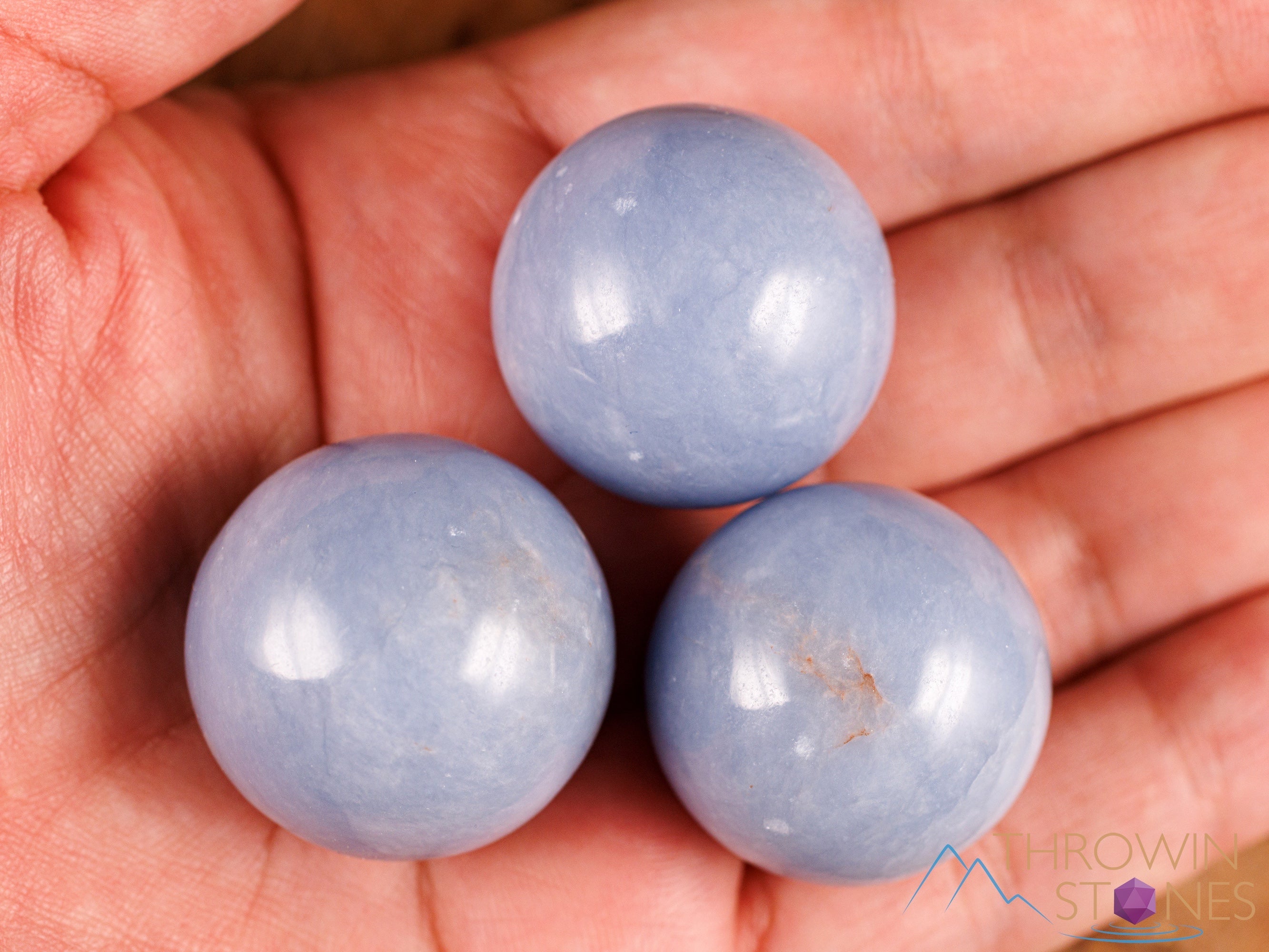 ANGELITE Crystal Sphere - Healing Crystal Ball for Meditation, Housewarming Gift, Feng Shui Home Decor, E0229 - Perfect for Yoga, Reiki & Spiritual Healing