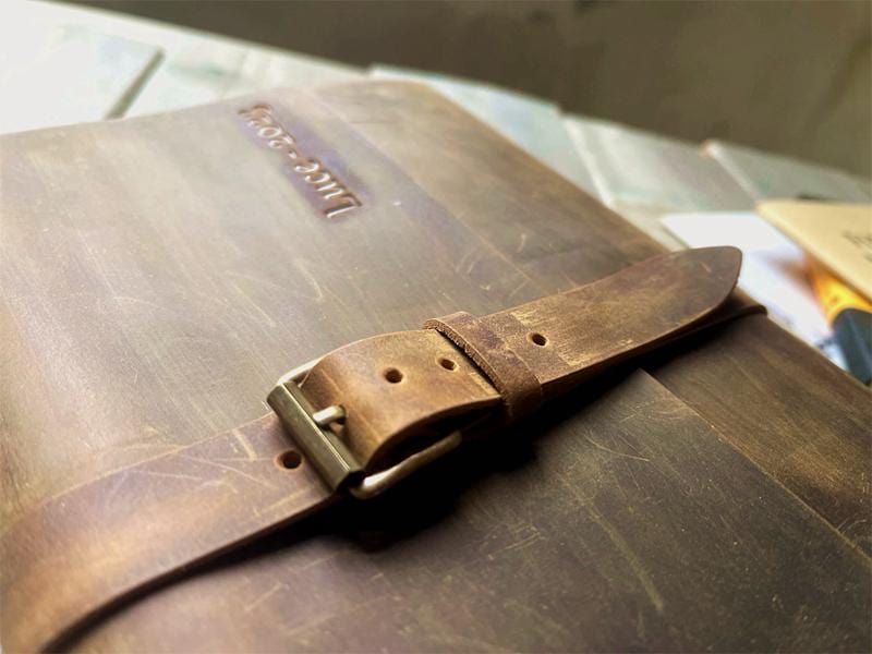 Vintage Distressed Brown Leather Journal with Buckle Closure - Perfect for Travel, Writing & Gift Giving