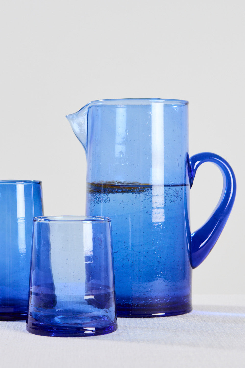 Premium Cobalt Blue Glass Jug - 1 Liter (34 oz) Pitcher for Iced Tea, Lemonade & Water - Elegant Serving Carafe for Parties, Weddings & Home Decor