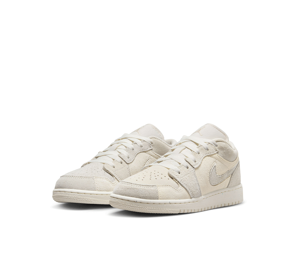 AIR JORDAN 1 LOW SE CRAFT (GS) - Stylish Basketball Sneakers for Women & Girls - Perfect for Sports, Casual Wear & Street Fashion