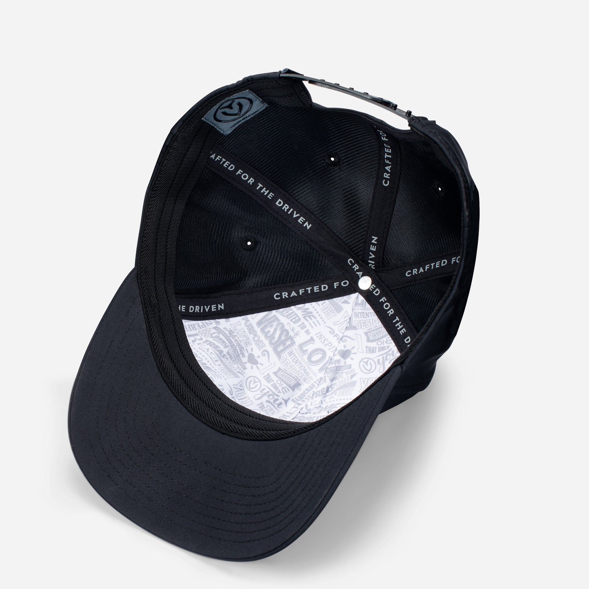 VESSEL Tour Performance Hat for Golf & Outdoor Activities - Lightweight, Breathable Sun Protection Cap for Men & Women