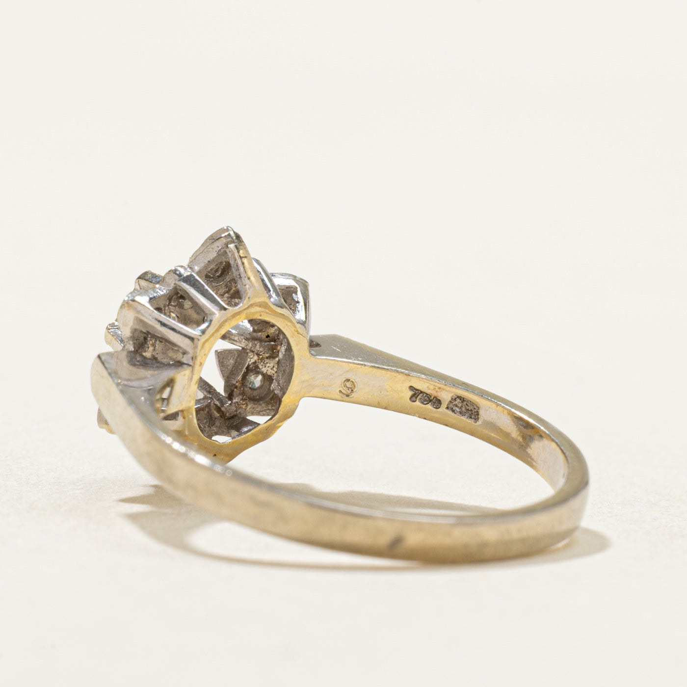 18K Illusion Set Diamond Petal Ring | 0.06ctw | Size 6.5 | Elegant Wedding Band, Anniversary Gift for Her, Promise Ring for Girlfriend