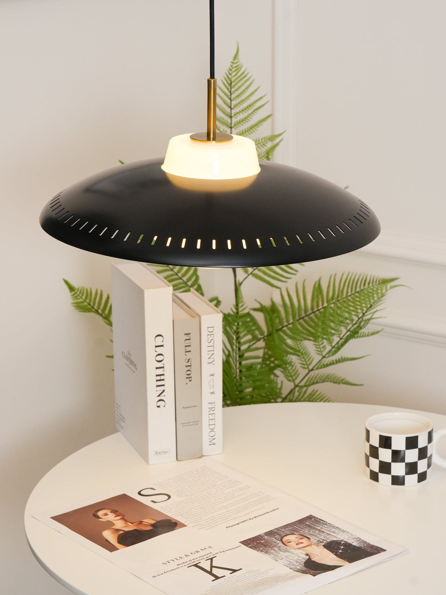 Modern Alien Frisbee Pendant Light Fixture - UFO-Inspired Hanging Lamp for Living Room, Bedroom & Dining Room Decor