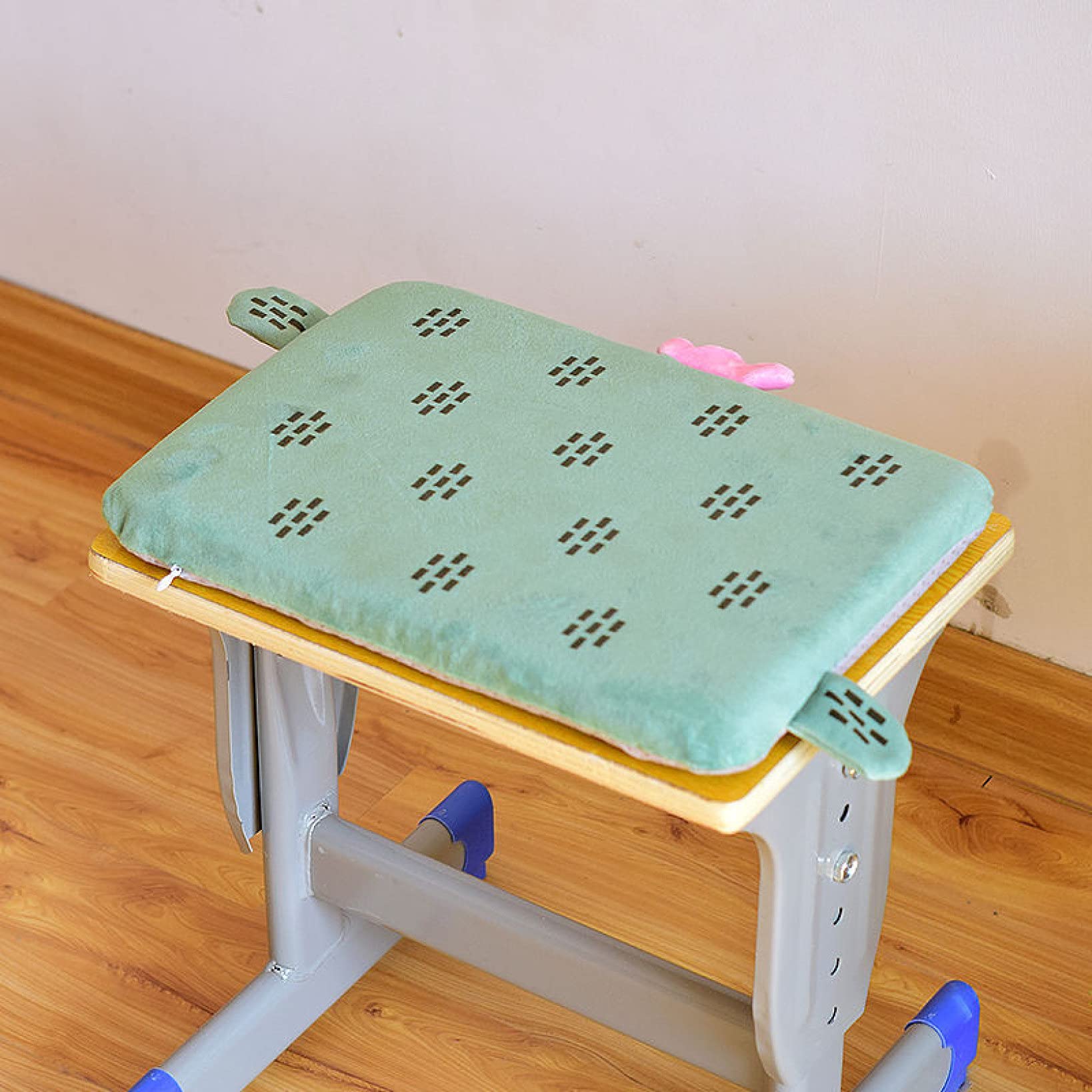 **Comfortable Foam Seat Cushion with Fruit Pattern - Non-Slip Rectangle Chair Pad for Students, Office & Classroom - Perfect for Desks, Stools & Chairs**