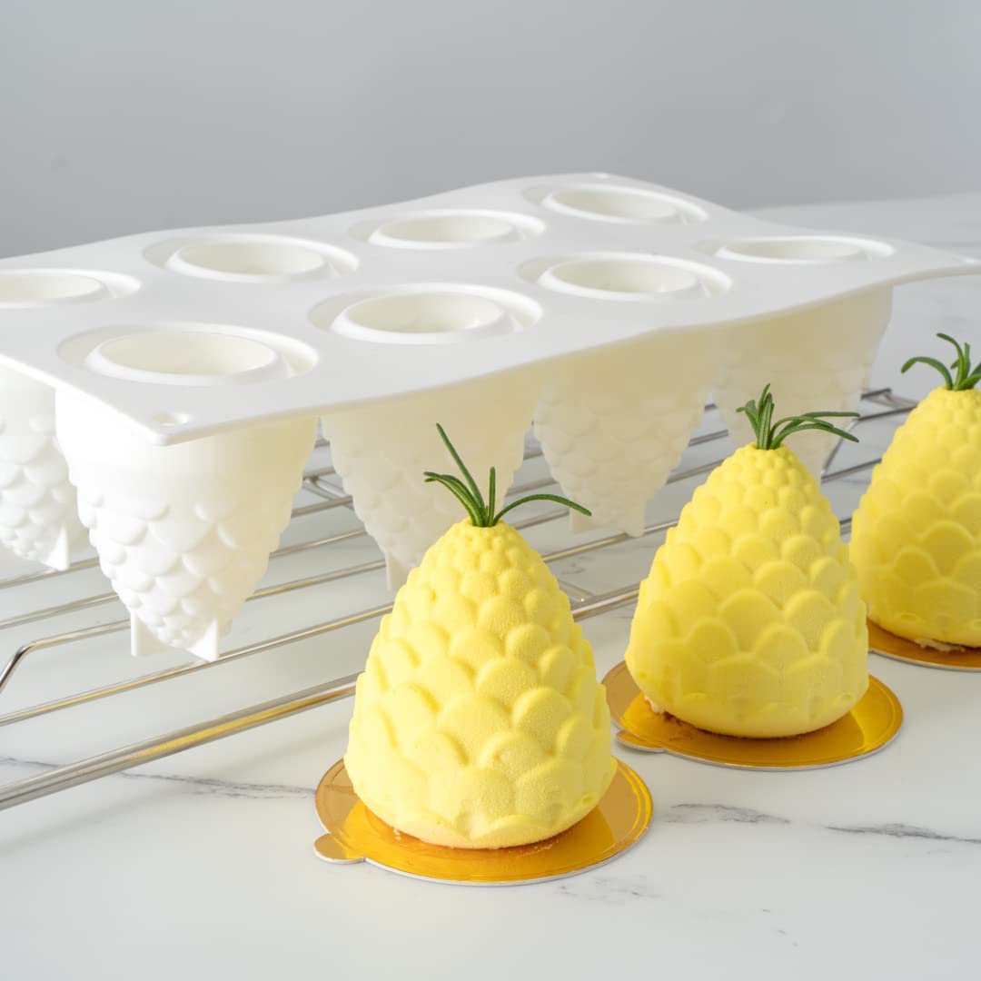 Restaurantware-Pastry Tek 8 Cavity Pineapple Silicone Molds - Flexible, Freezable, Oven-Safe Baking Molds for Jello, Fondant & Desserts | Perfect for Tropical-Themed Cakes, Cupcakes & Party Treats