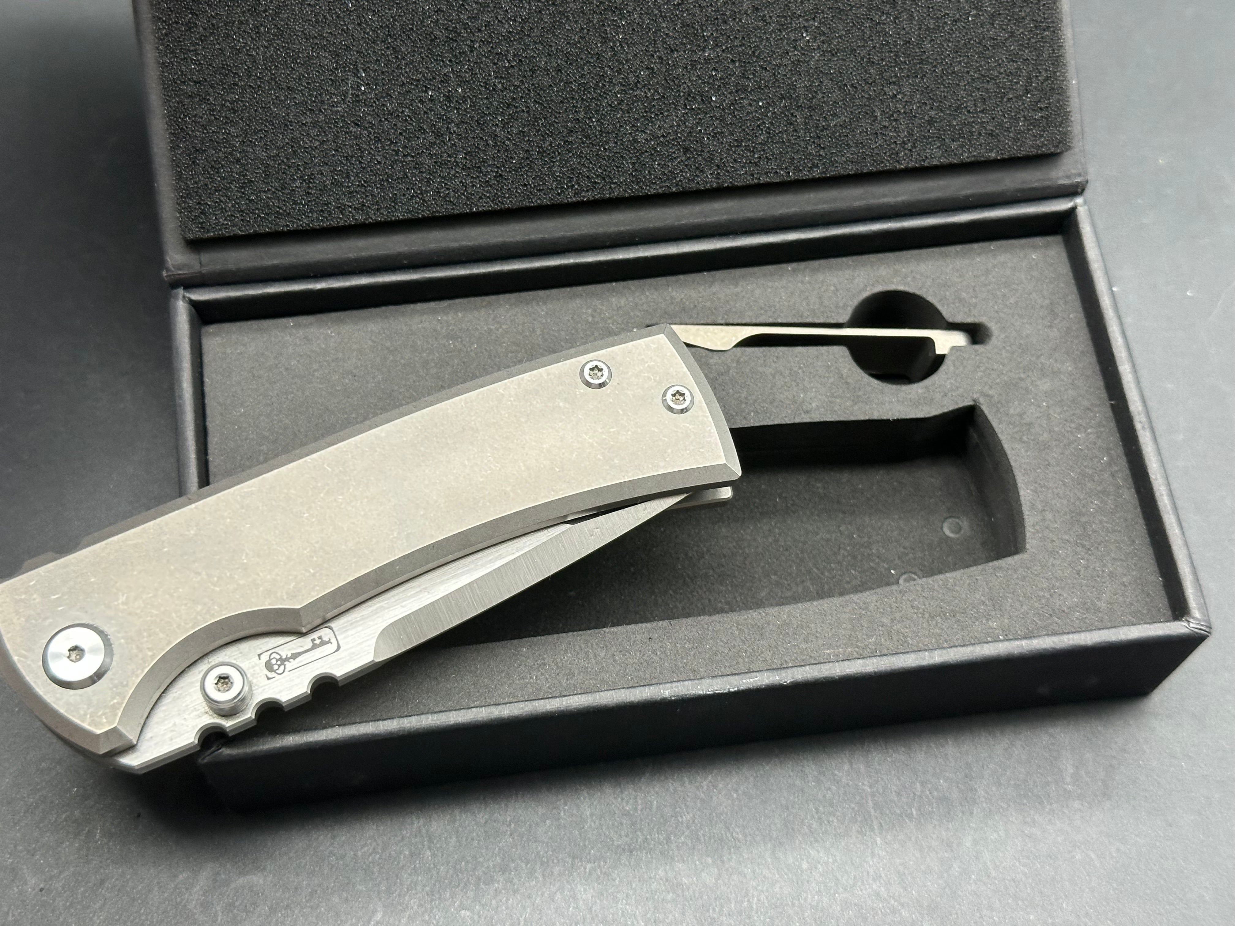 Chaves Redencion Street Tanto Knife - M390 Steel Blade & Titanium Handle - 3.25