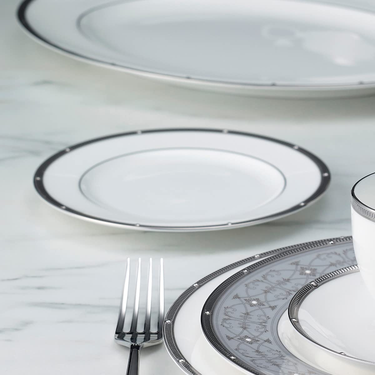 Noritake Rochelle Platinum 5-Piece Dinnerware Set - Elegant White Fine China for Formal Dining & Special Occasions